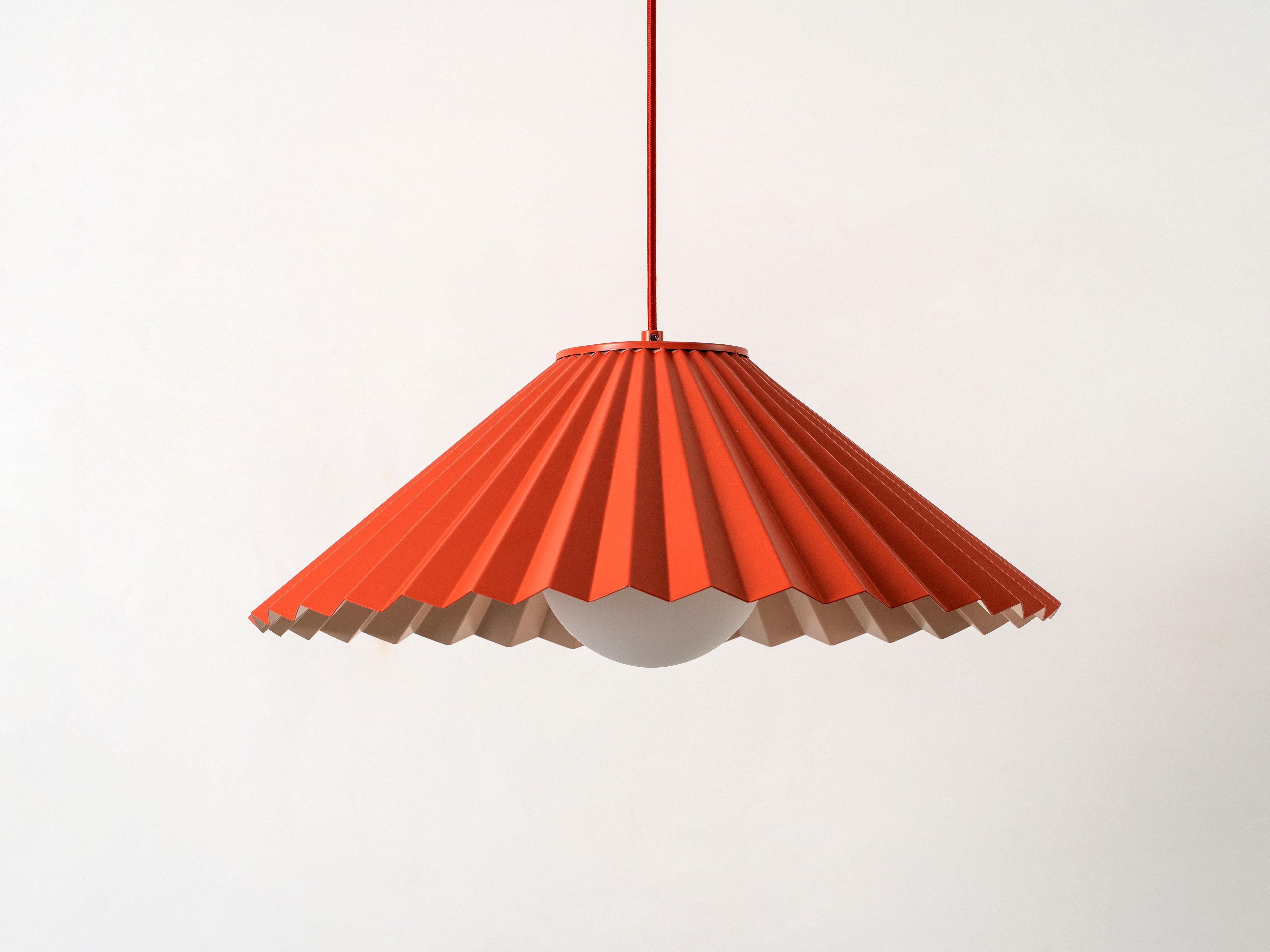 XXIe siècle et contemporain Houseof The Pleat plafonnier suspendu en vente