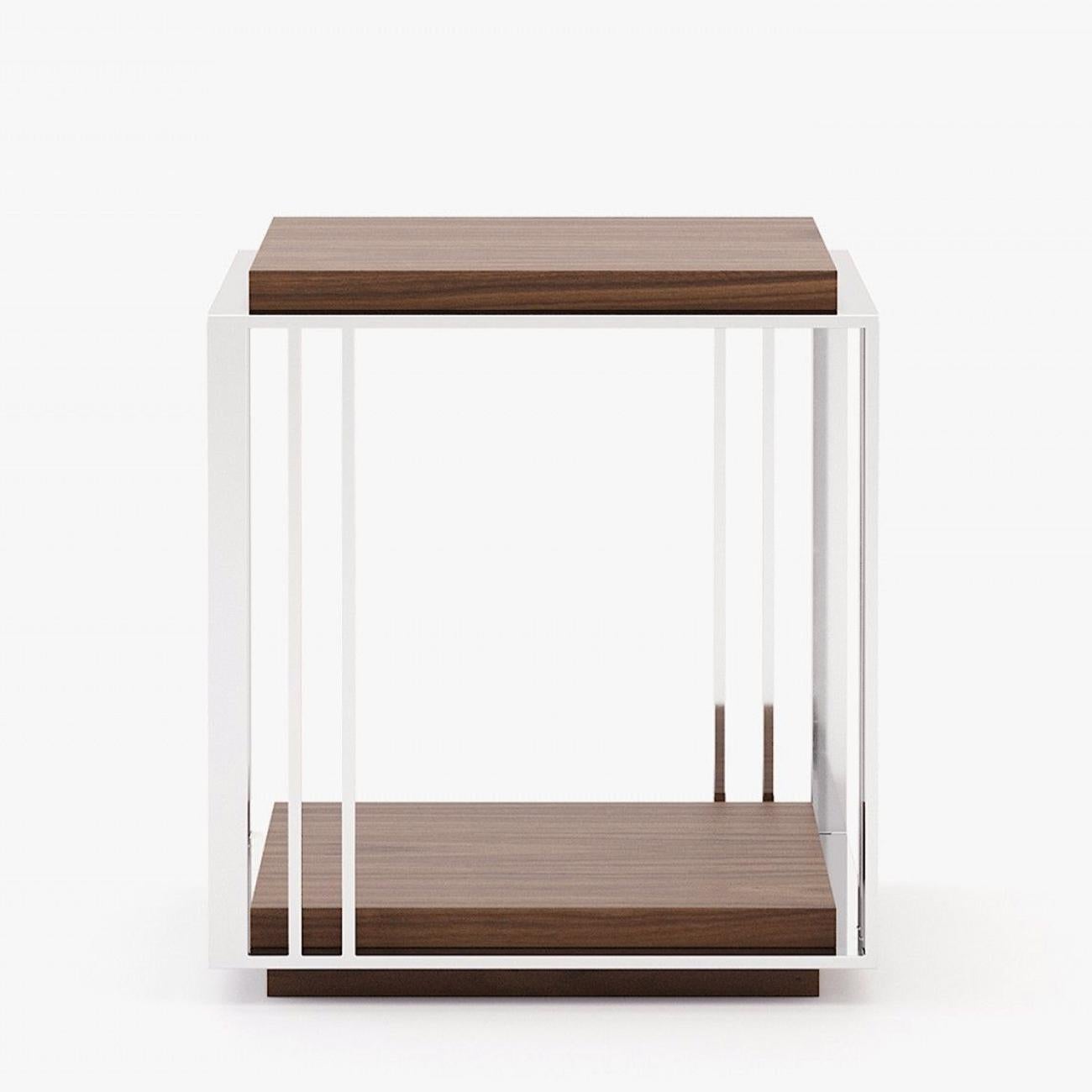 Side table Houston walnut with polished stainless steel structure
and with upper top and bottom top in wood in walnut matte finish.
Also available on request in grey oak matte, or in natural oak, or in
ebony matte finish. Also available with others