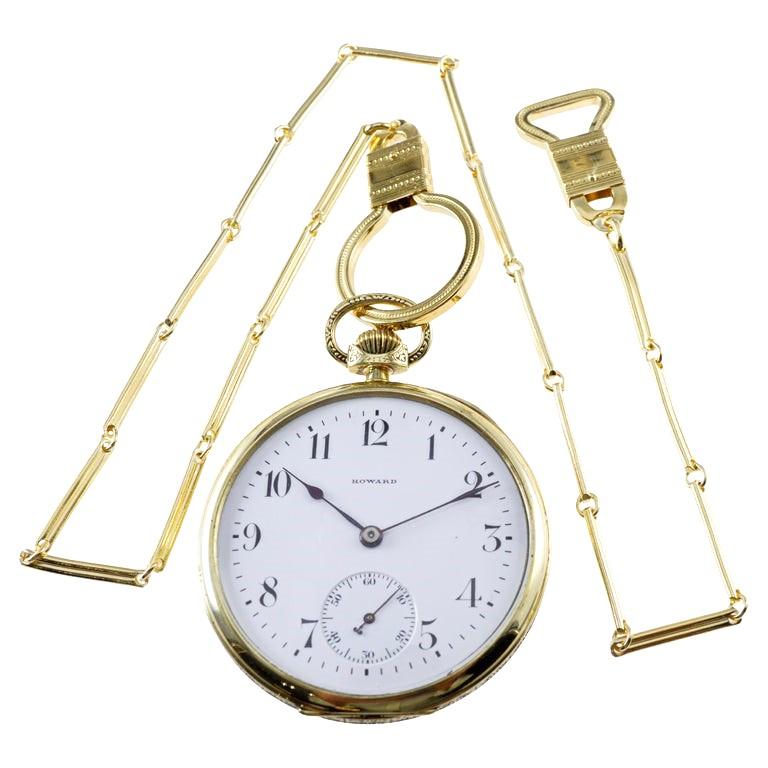 USINE / MAISON : Howard Watch Company
STYLE / RÉFÉRENCE : Montre de poche ouverte / Référence 12X14
METAL / MATERIAL : Or jaune massif 14Kt
CIRCA / ANNÉE : 1925
DIMENSIONS / TAILLE : Diamètre 47mm
MOUVEMENT / CALIBRE : Remontage manuel / 17 Jewell /
