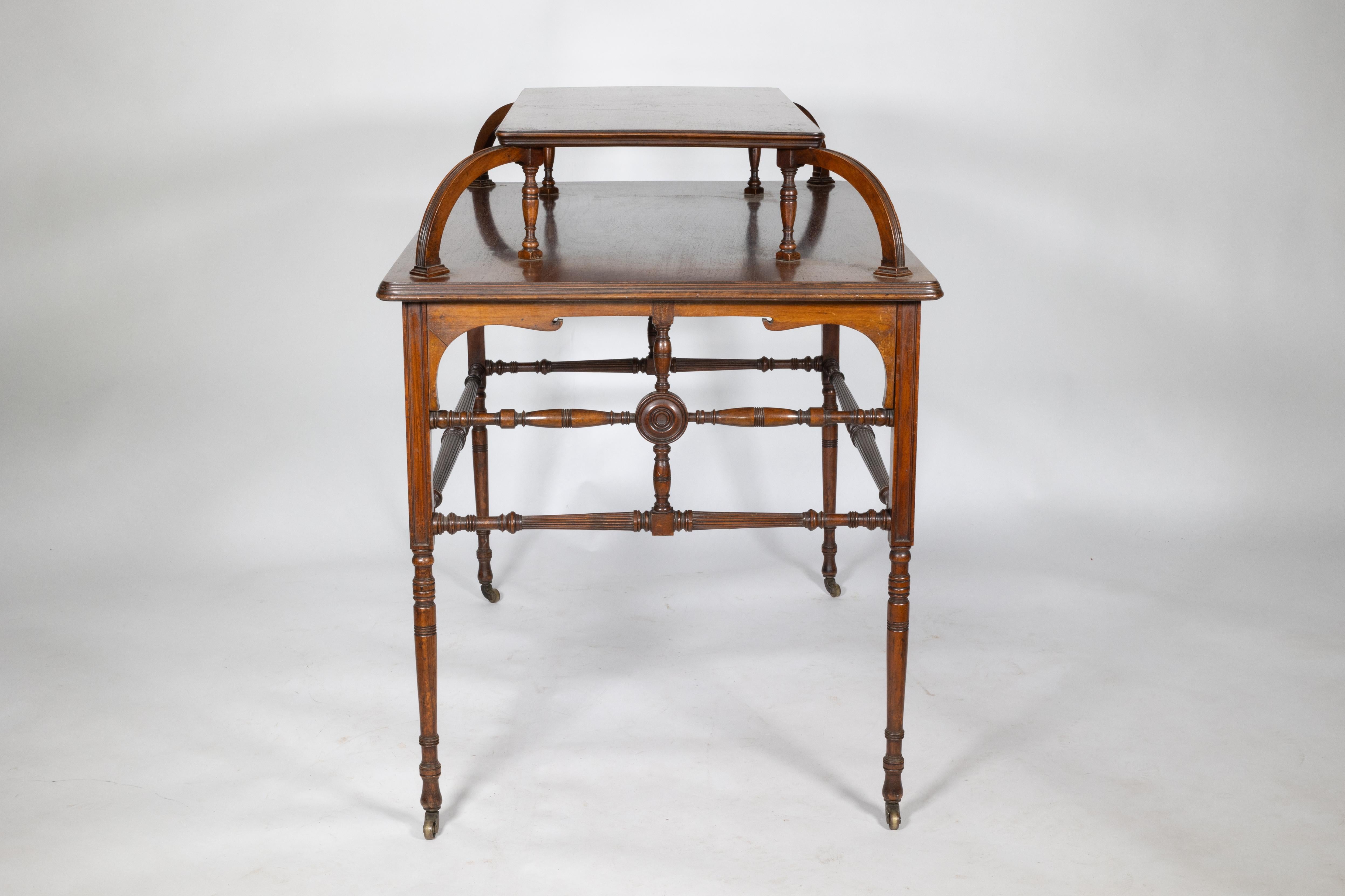 Howard and Sons. A high art Aesthetic Movement Walnut centre tea table In Good Condition For Sale In London, GB