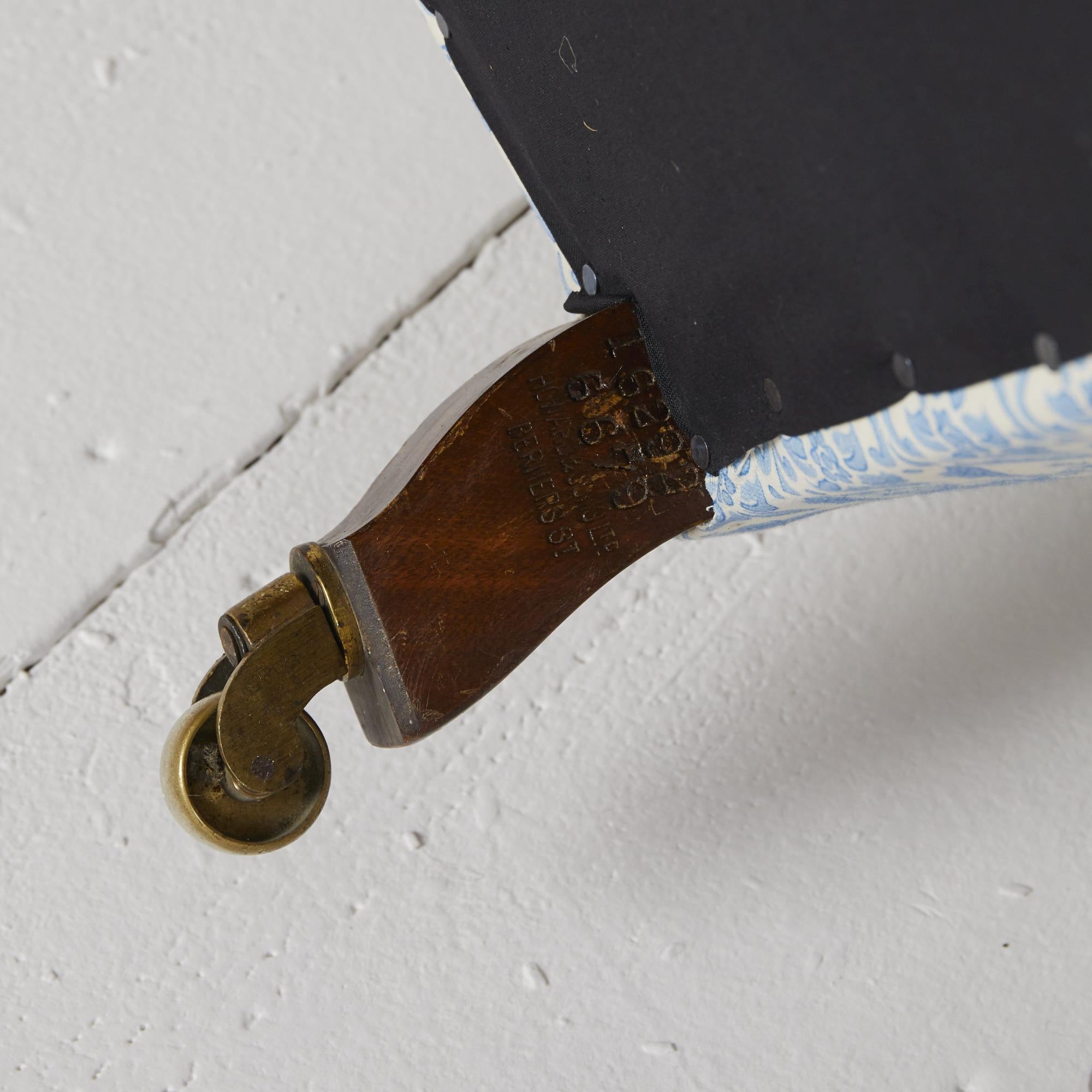 Howard and Sons antiker Bridgewater Modellstuhl im Angebot 5