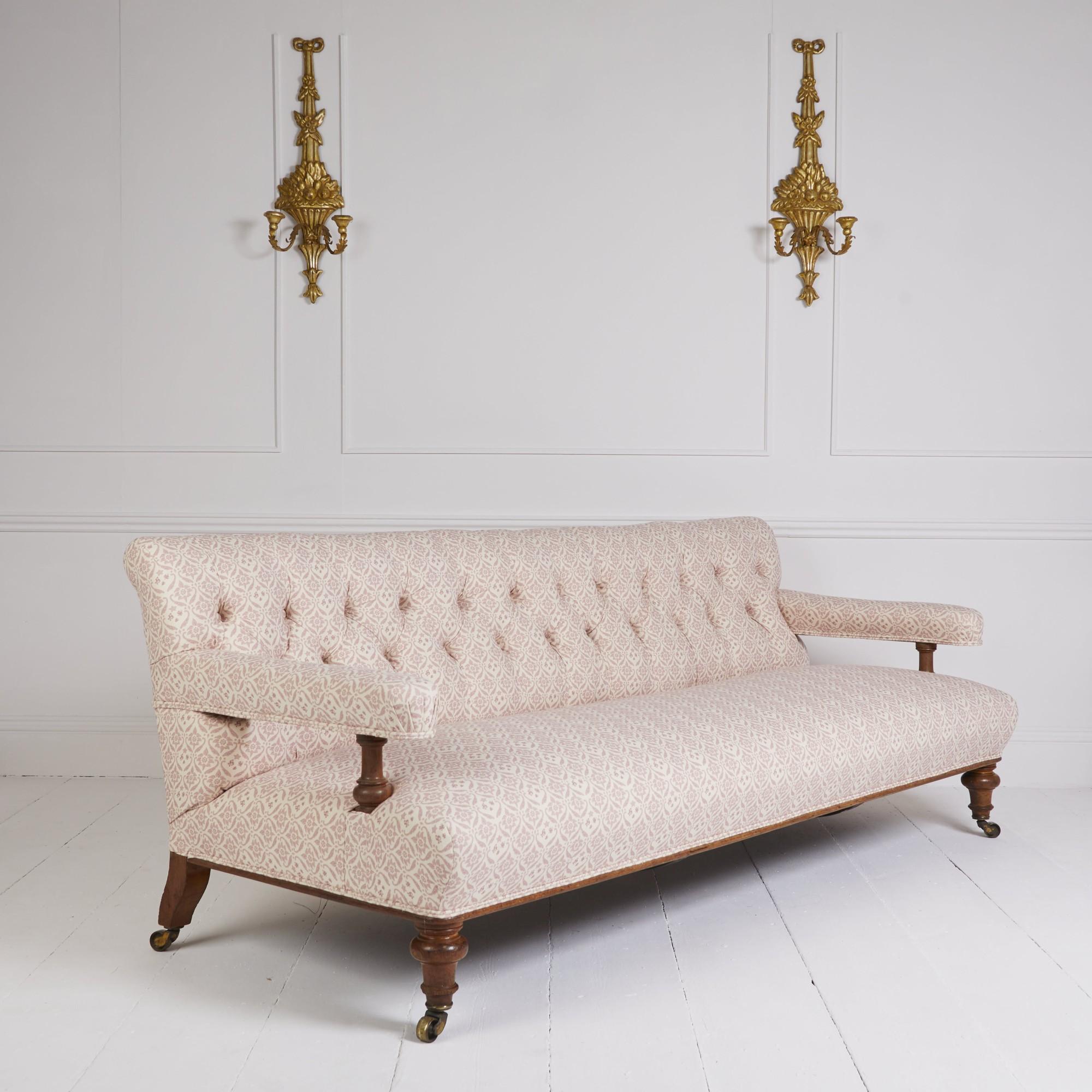 Canapé club antique Howard and Sons en vente 6