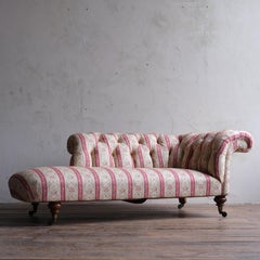 Howard and Sons Chesterfield Chaise Lounge C1860