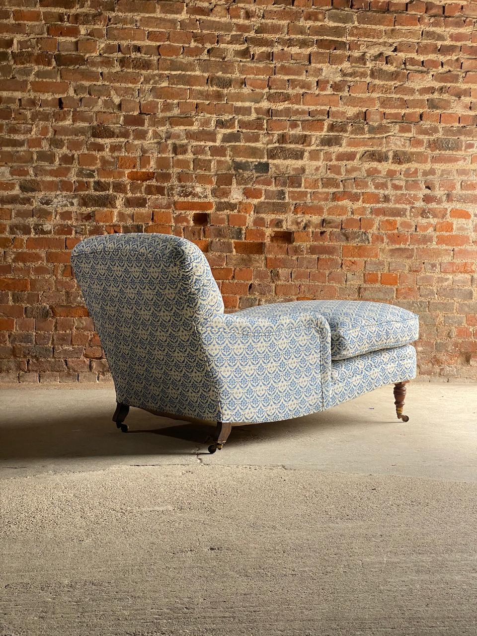 Victorian Howard and Sons Ivor Chaise Longue Armchair, England, circa 1870