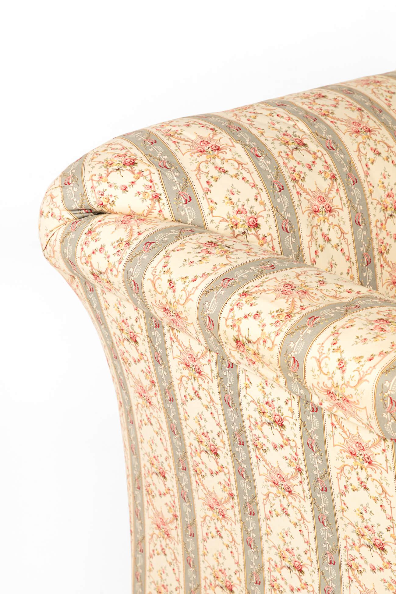 Howard and Sons London 'Grantley' en vente 2