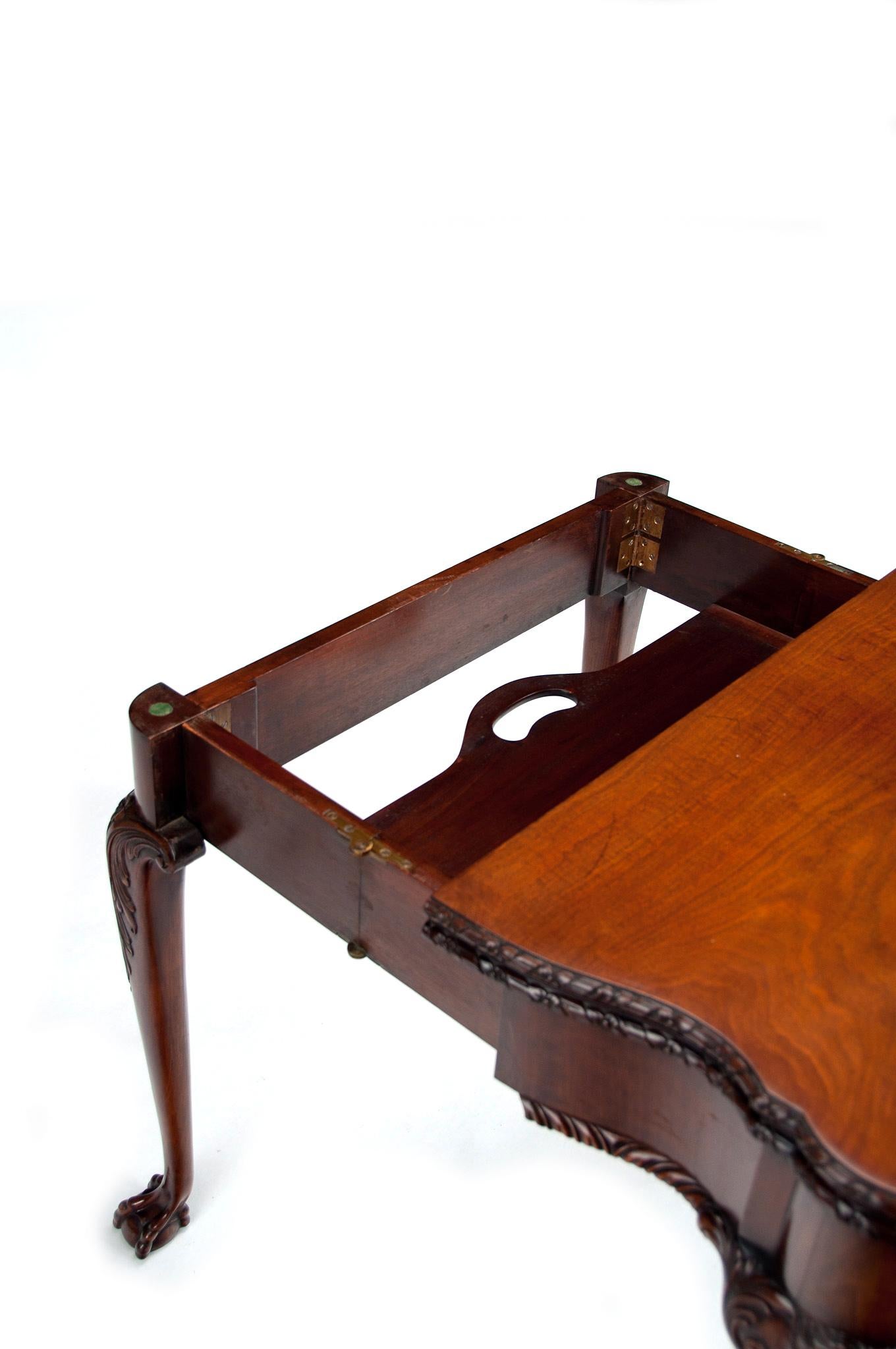 Howard and Sons Mahogany Card Table with Concertina Action Irish Georgian Style 6