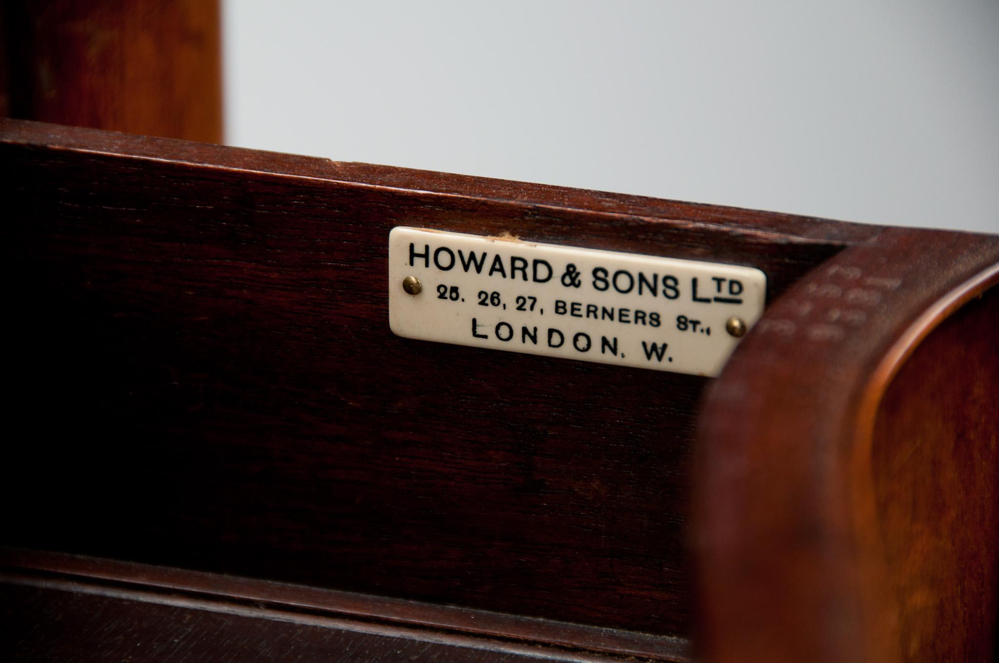 Howard and Sons Mahogany Card Table with Concertina Action Irish Georgian Style 2