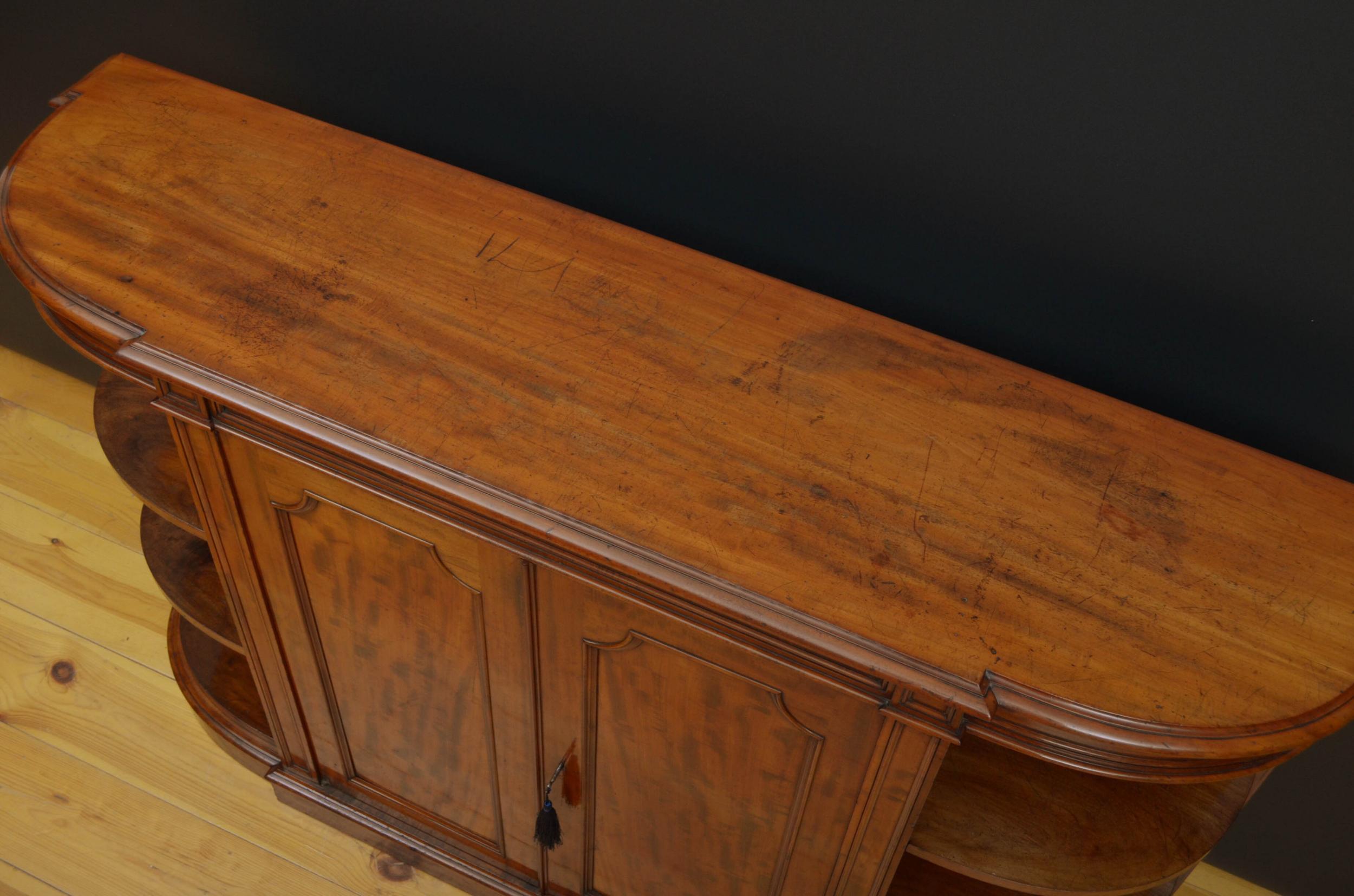 Howard and Sons Mahogany Credenza In Good Condition In Whaley Bridge, GB