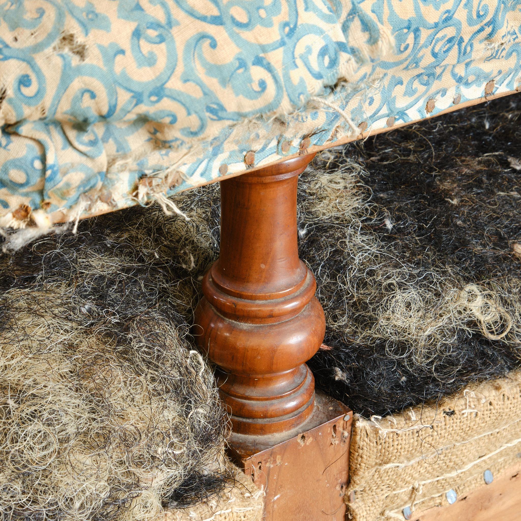 Howard and Sons Open armchair From Powderham Castle - Devon For Sale 5