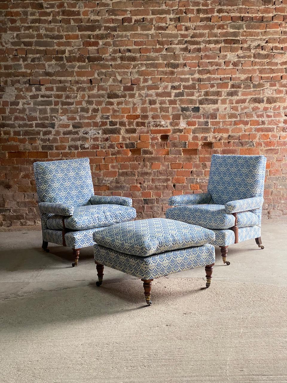 Howard and Sons Open Armchairs 19th Century England, Circa 1850 For Sale 3