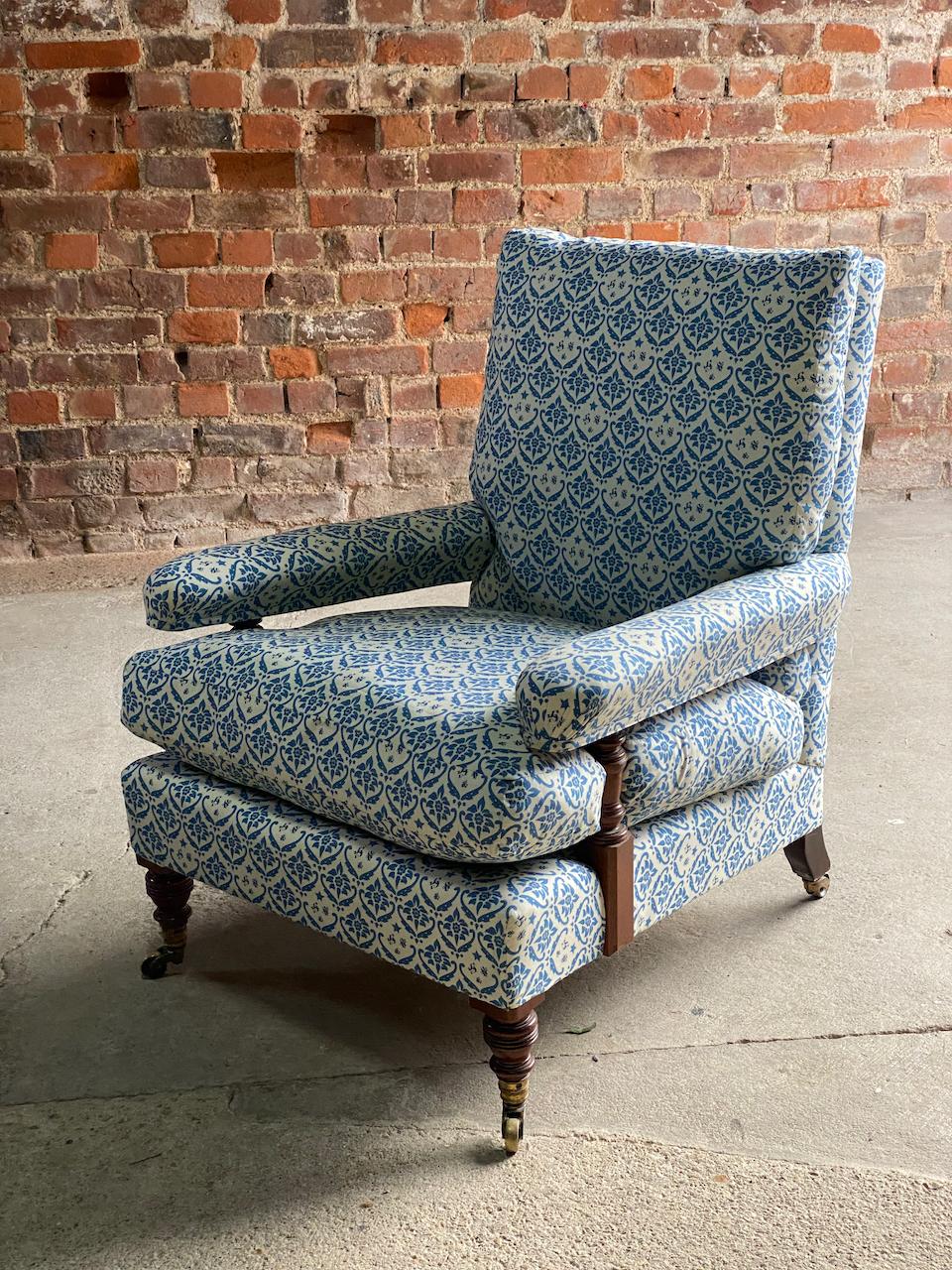 Mid-19th Century Howard and Sons Open Armchairs 19th Century England, Circa 1850 For Sale