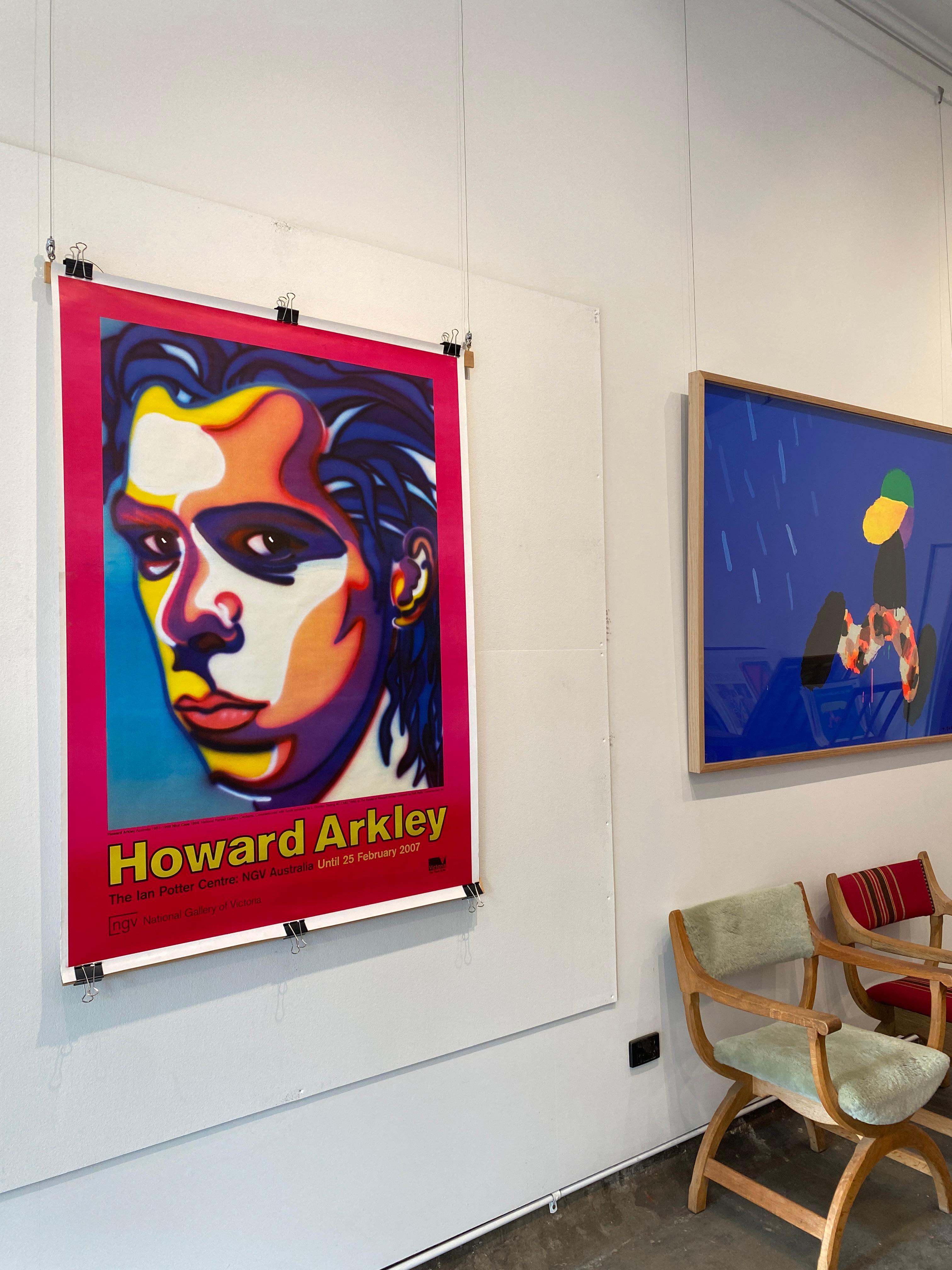 Howard Arkley (5 de mayo de 1951 - 22 de julio de 1999) fue un destacado artista australiano que pintaba con pintura en spray. Sus pinturas de casas suburbanas del este de Melbourne le situaron en el mapa como uno de los artistas contemporáneos más