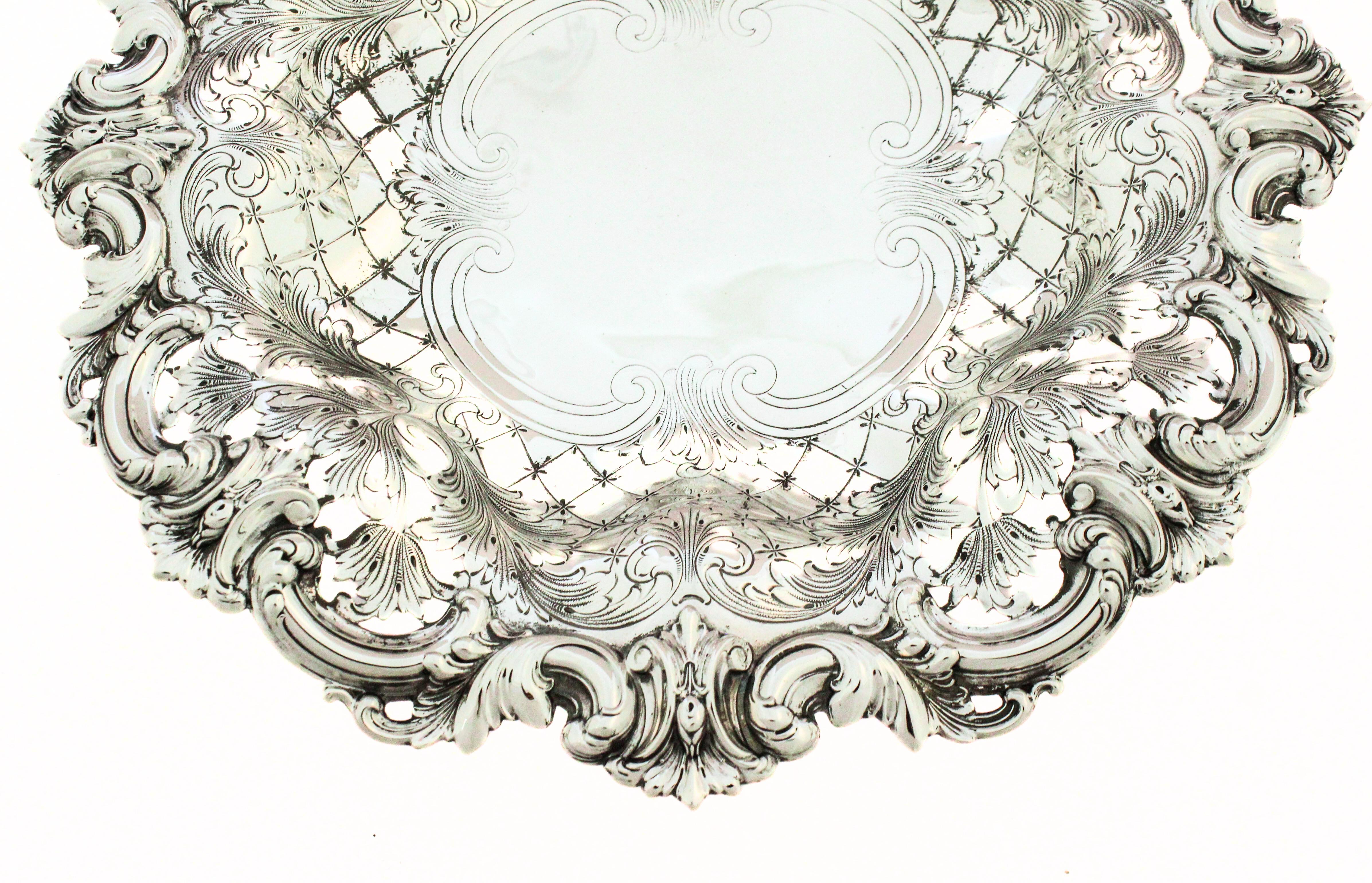 Howard & Company - Tazza in argento Sterling In condizioni ottime in vendita a Brooklyn, NY