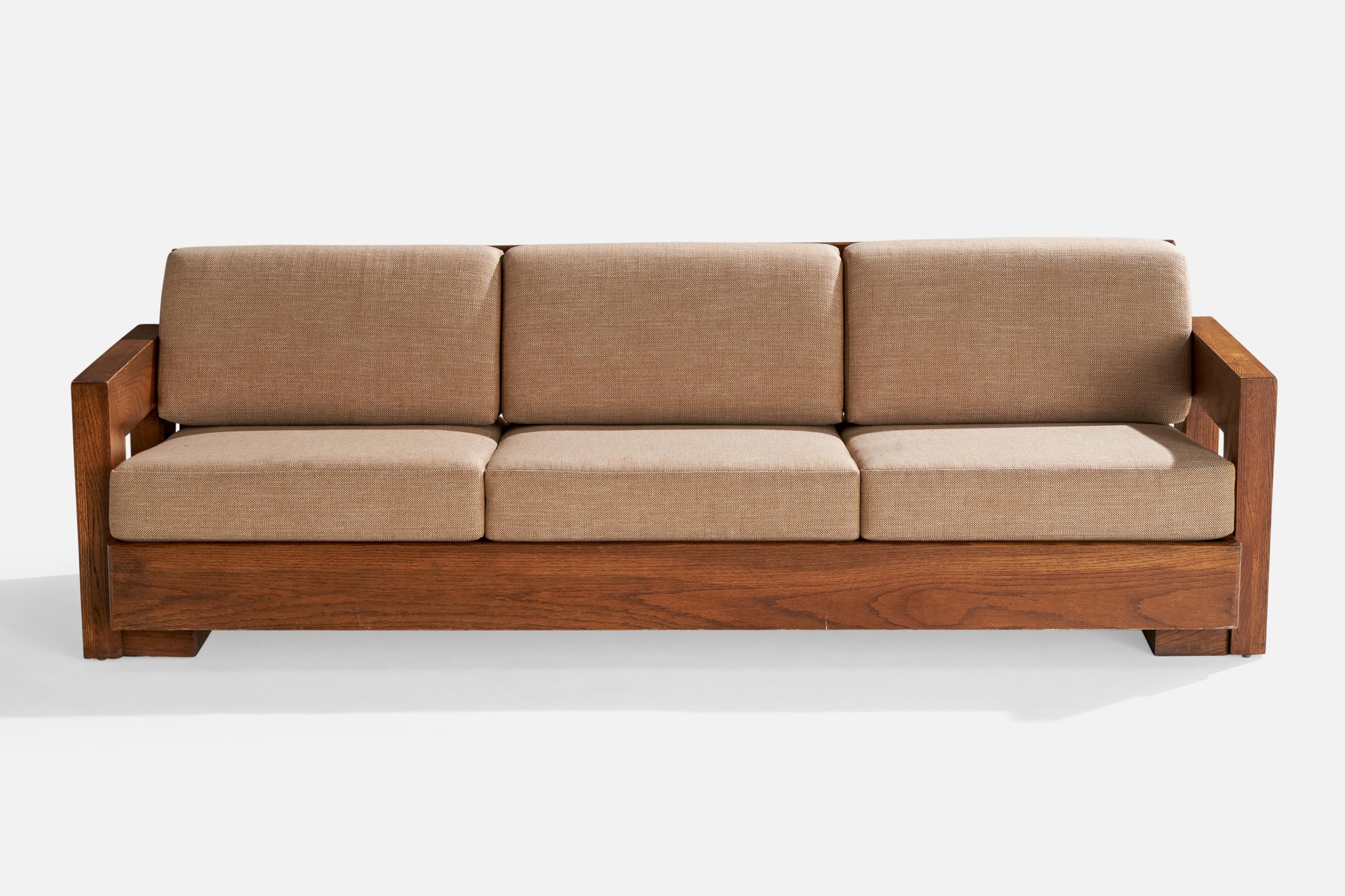 Howard Furniture, Sofá, Roble, Tela, EE.UU., Década de 1950 en Bueno estado para la venta en High Point, NC