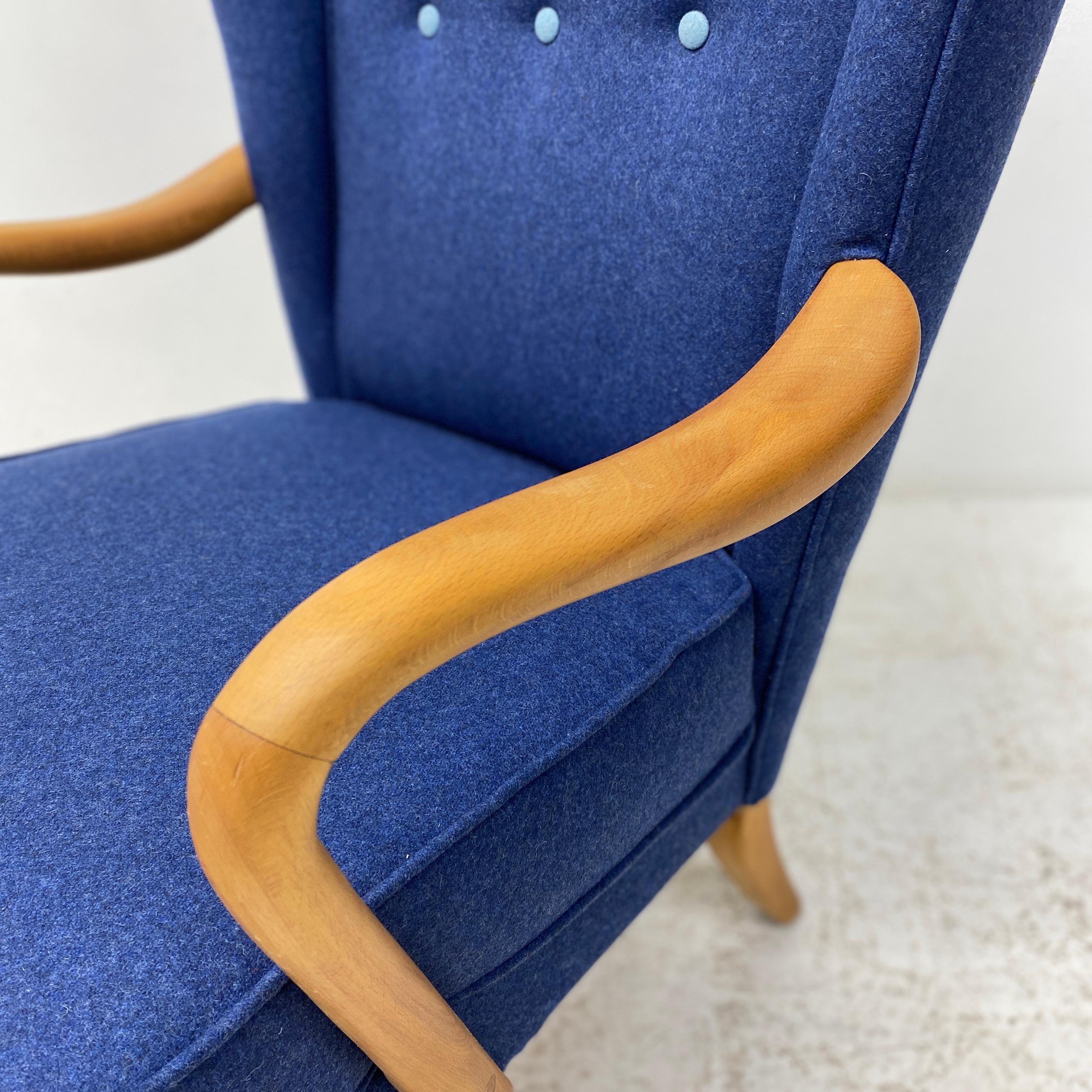 Howard Keith Bambino Chair Blue Wool 2