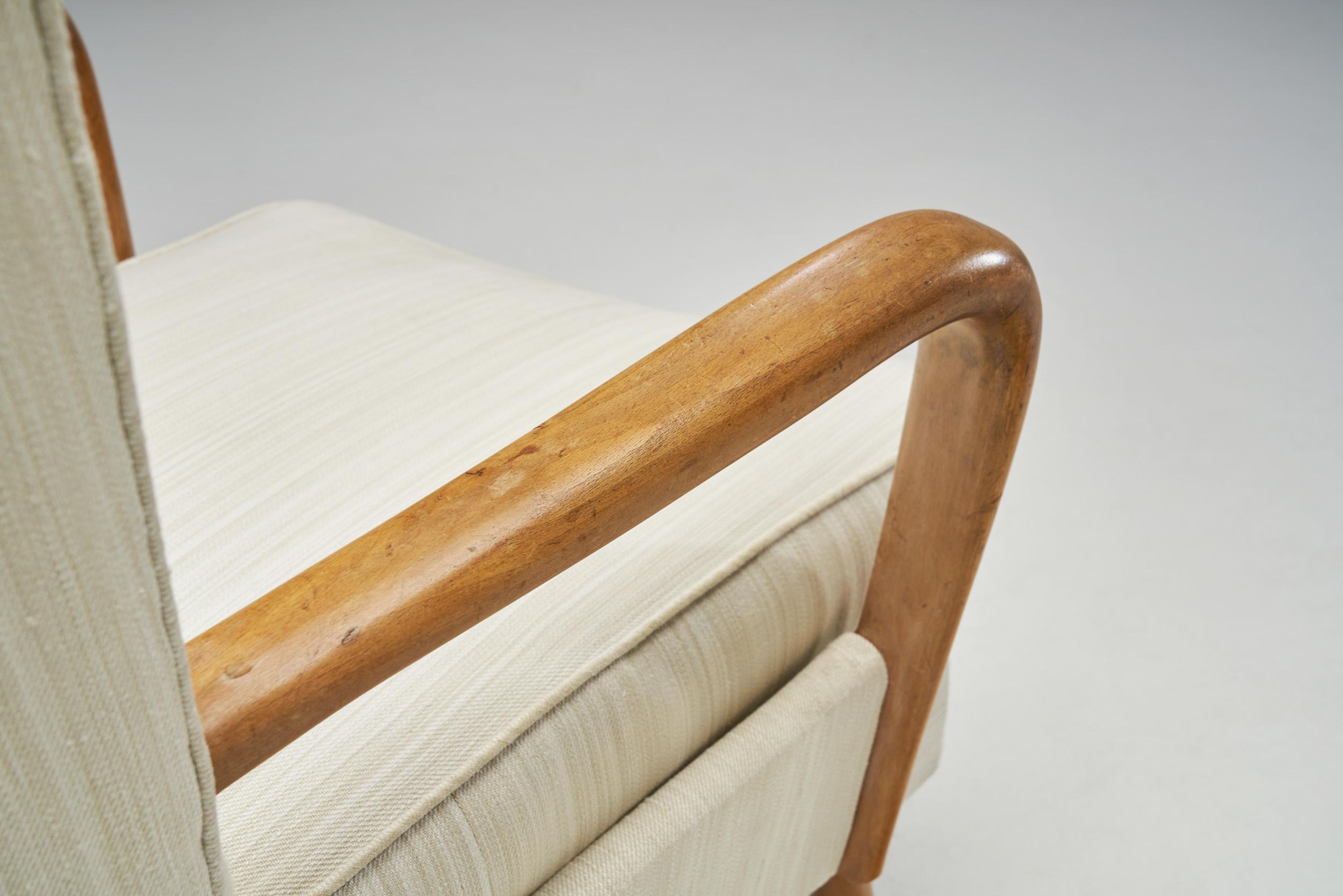 Chaise Bambino d'Howard Keith pour HK Furniture, Angleterre, années 1950 en vente 6