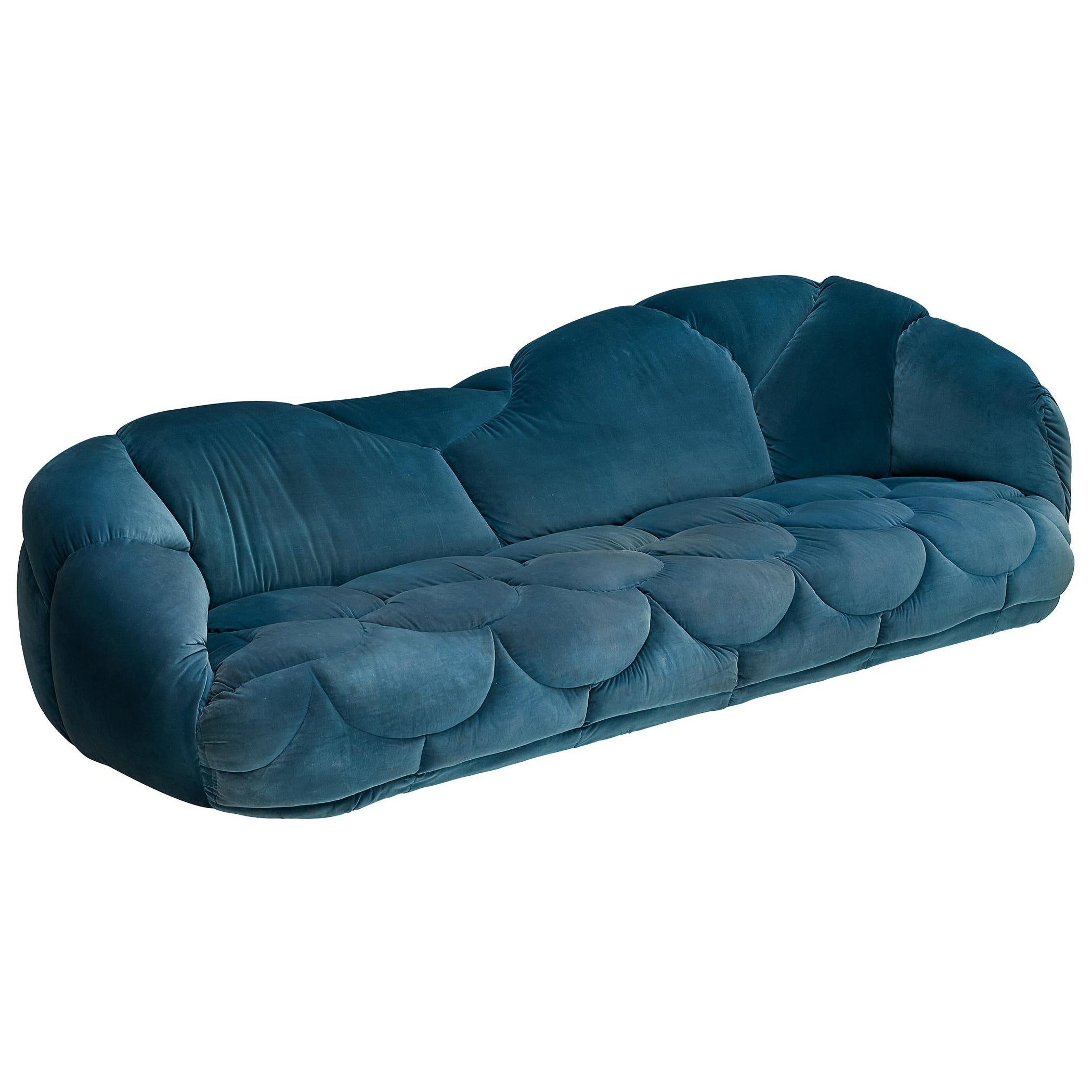 Sofá Howard Keith "Nube" tapizado en terciopelo azul