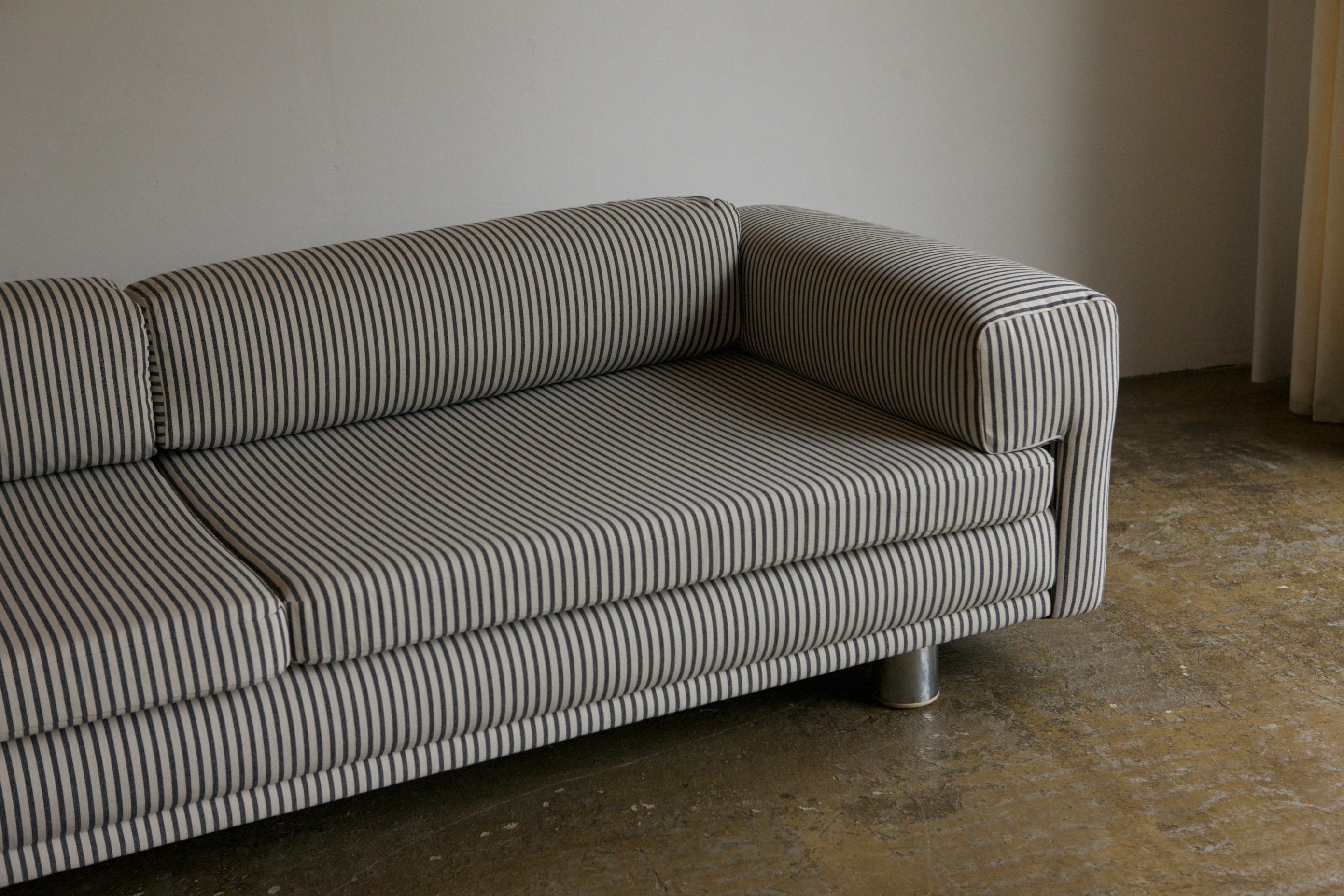 Howard Keith Diplomat Sofa for HK Furniture, 1970s In Good Condition In London, GB