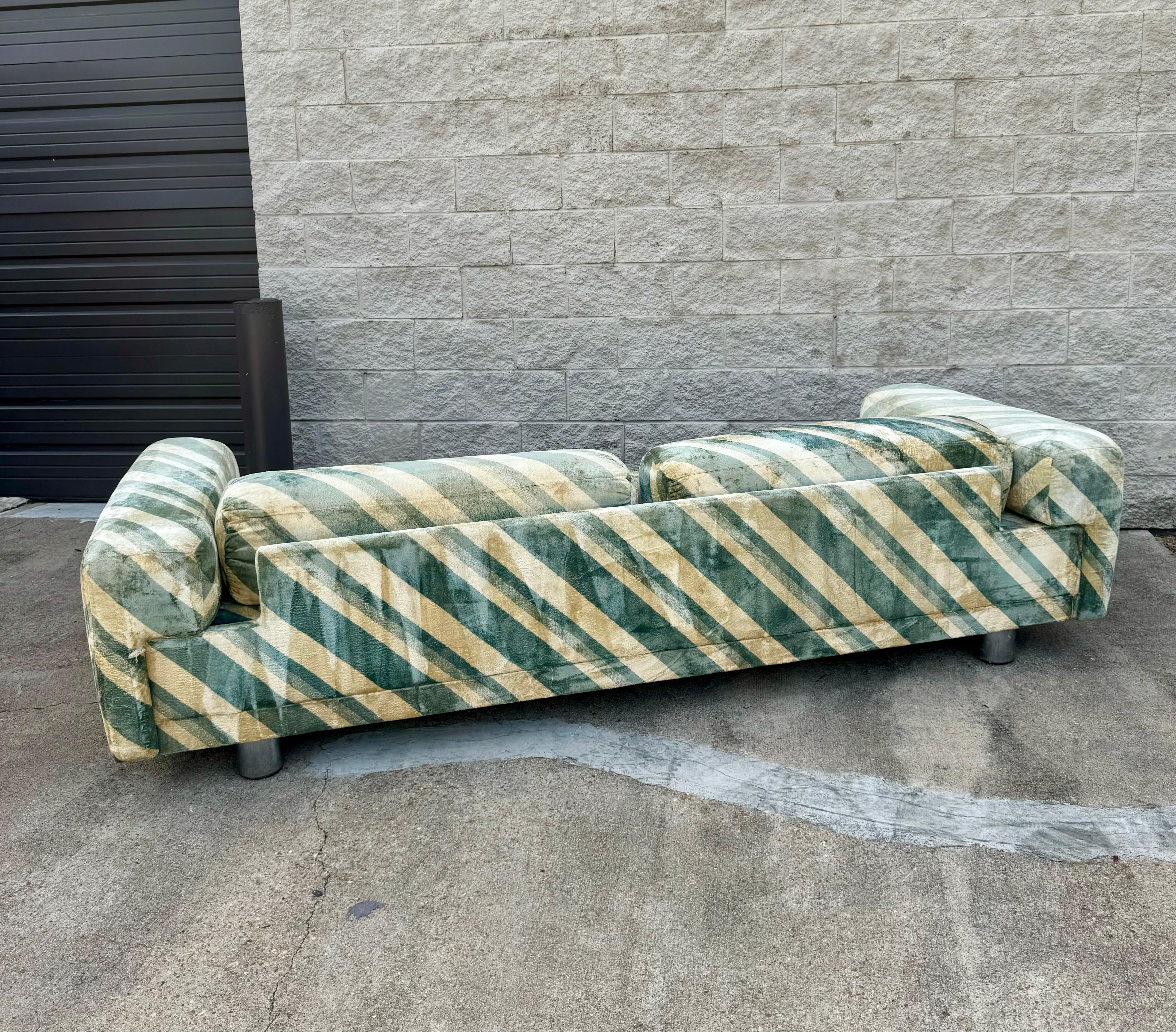 Howard Keith 'Diplomat' Sofa in Original Striped Upholstery 1