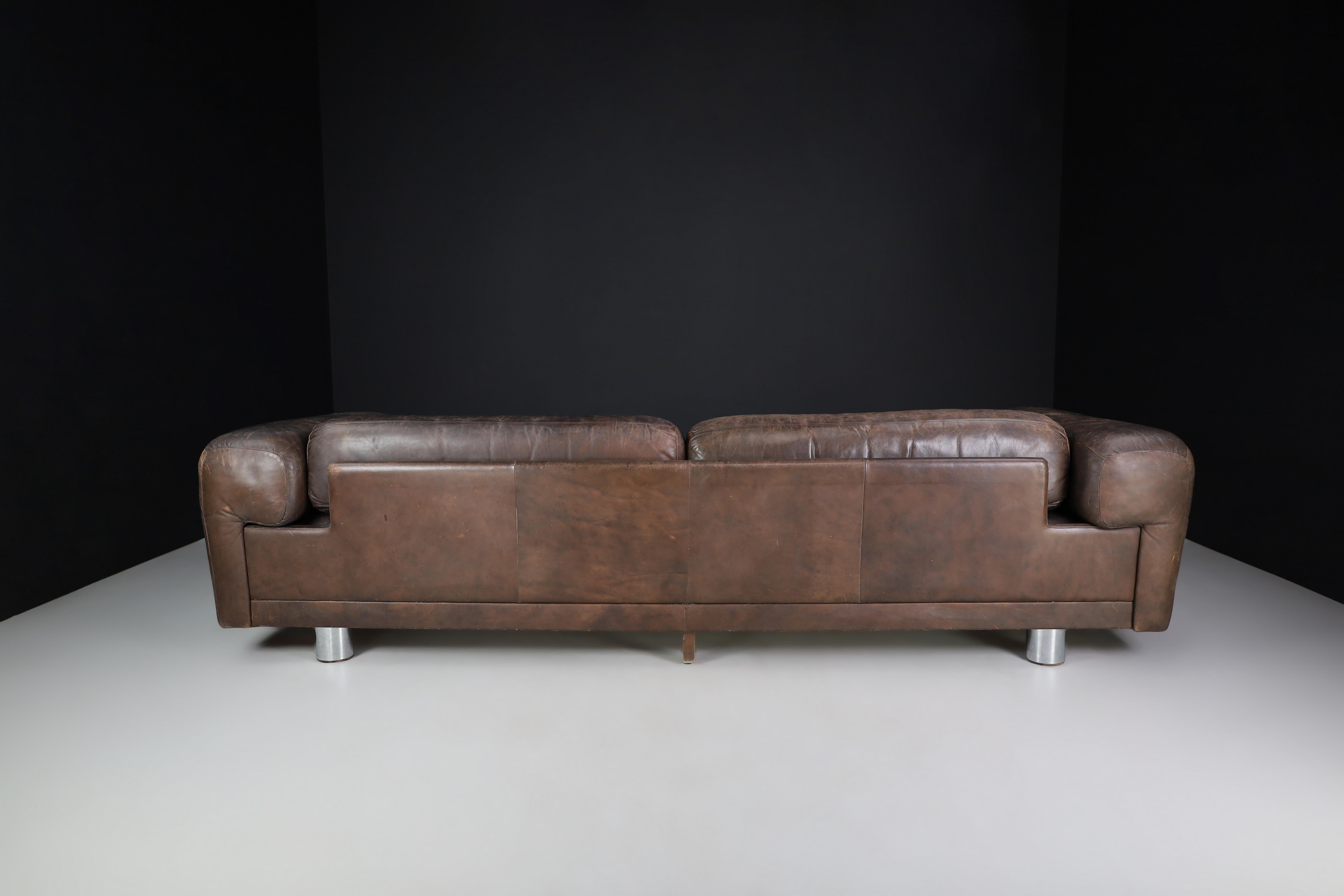 Howard Keith for HK Furniture 'Diplomat' Sofa in Patinated Leather, UK 1970s 3