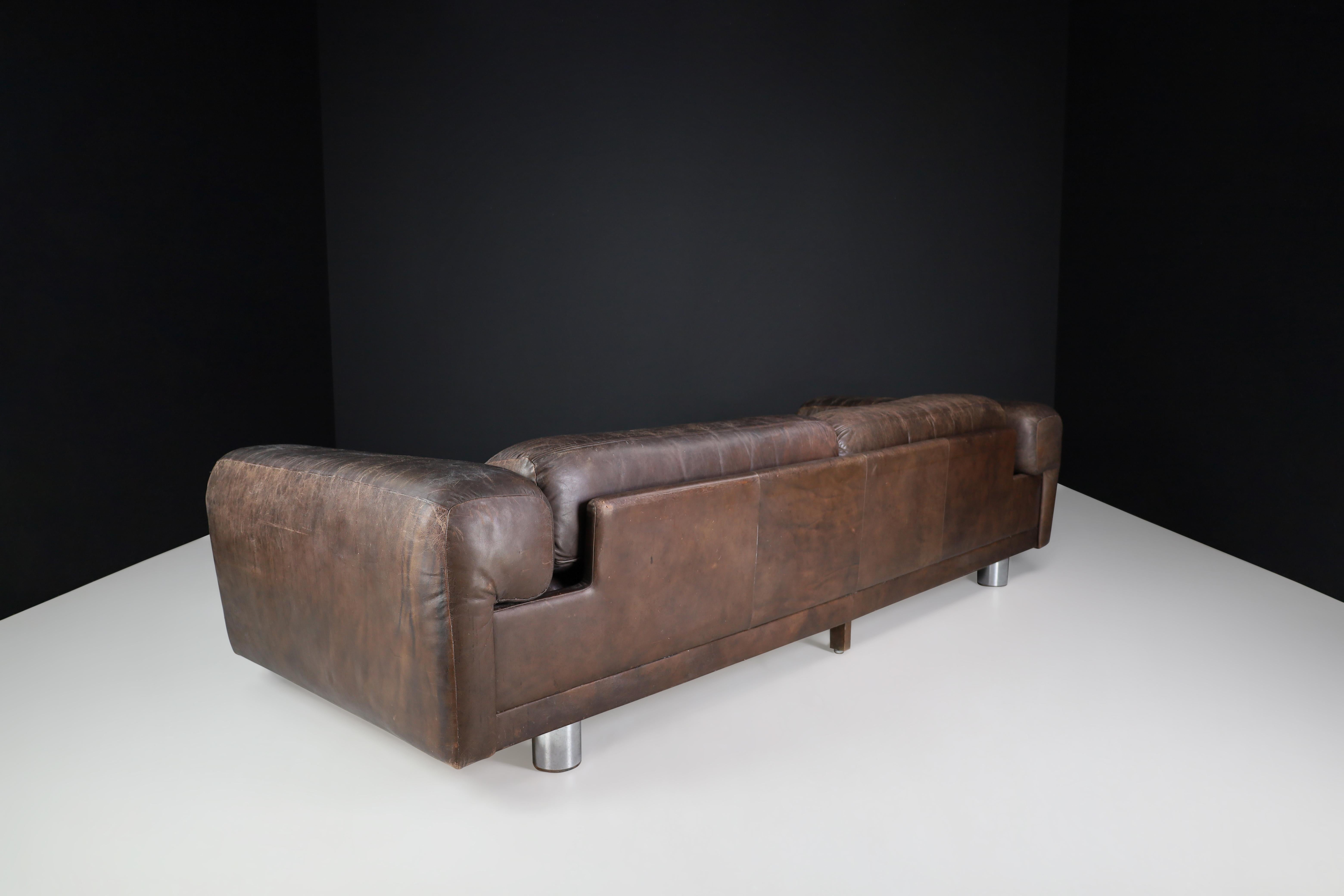 Howard Keith for HK Furniture 'Diplomat' Sofa in Patinated Leather, UK 1970s 2