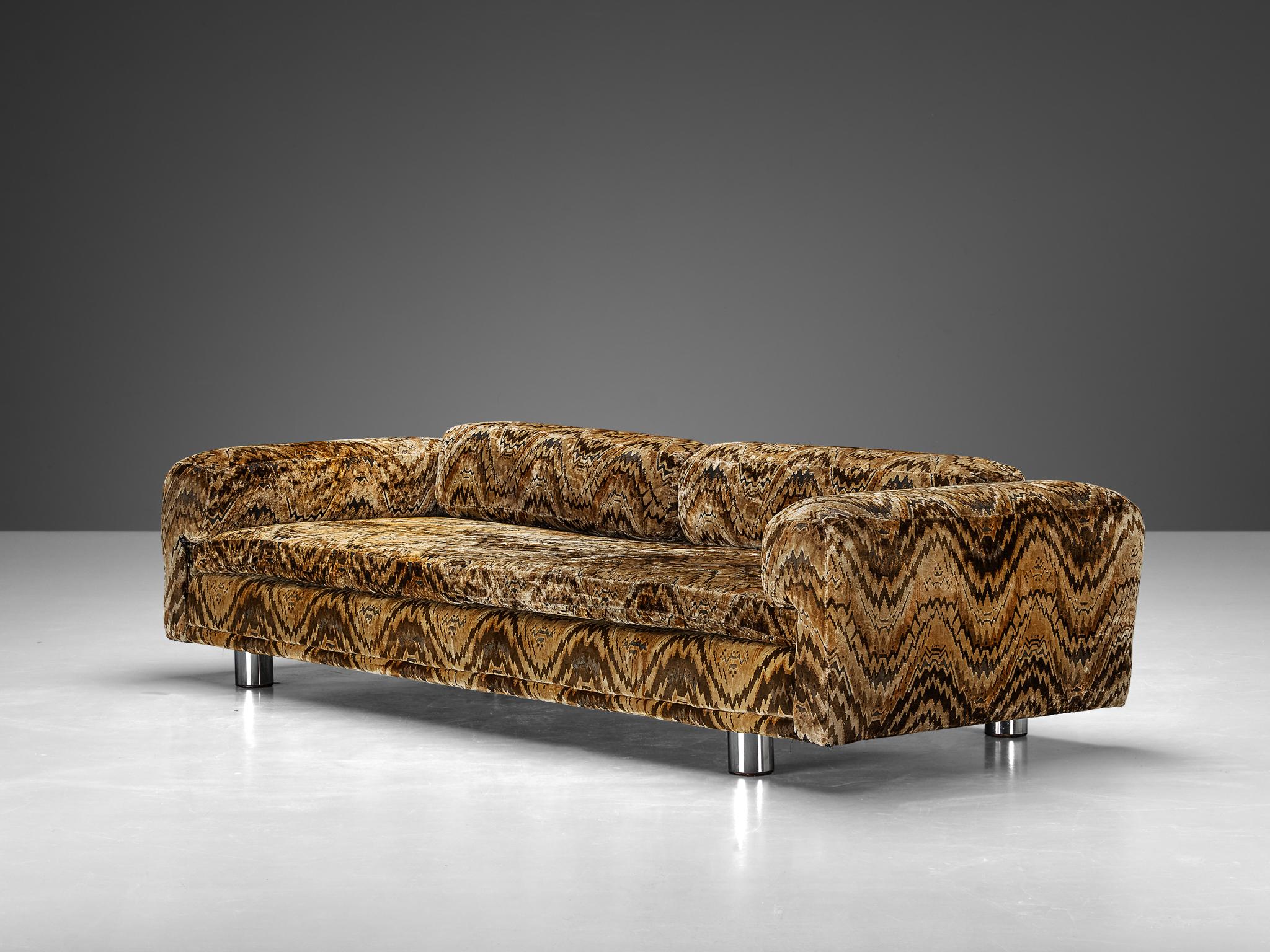 Howard Keith pour HK Furniture canapé Diplomat en tissu d'ameublement velours  en vente 1