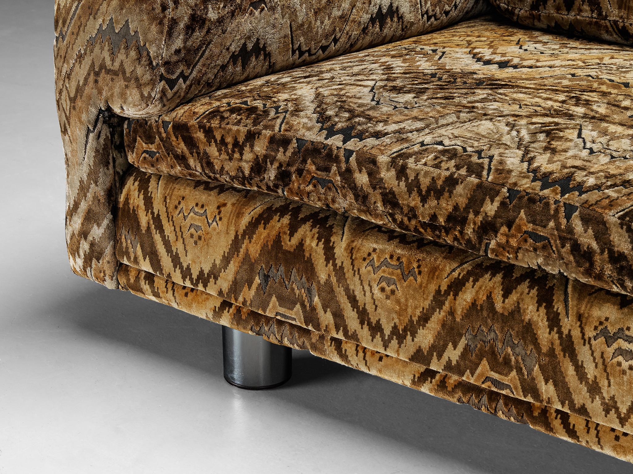 Howard Keith for HK Furniture 'Diplomat' Sofa in Velvet Upholstery  For Sale 2
