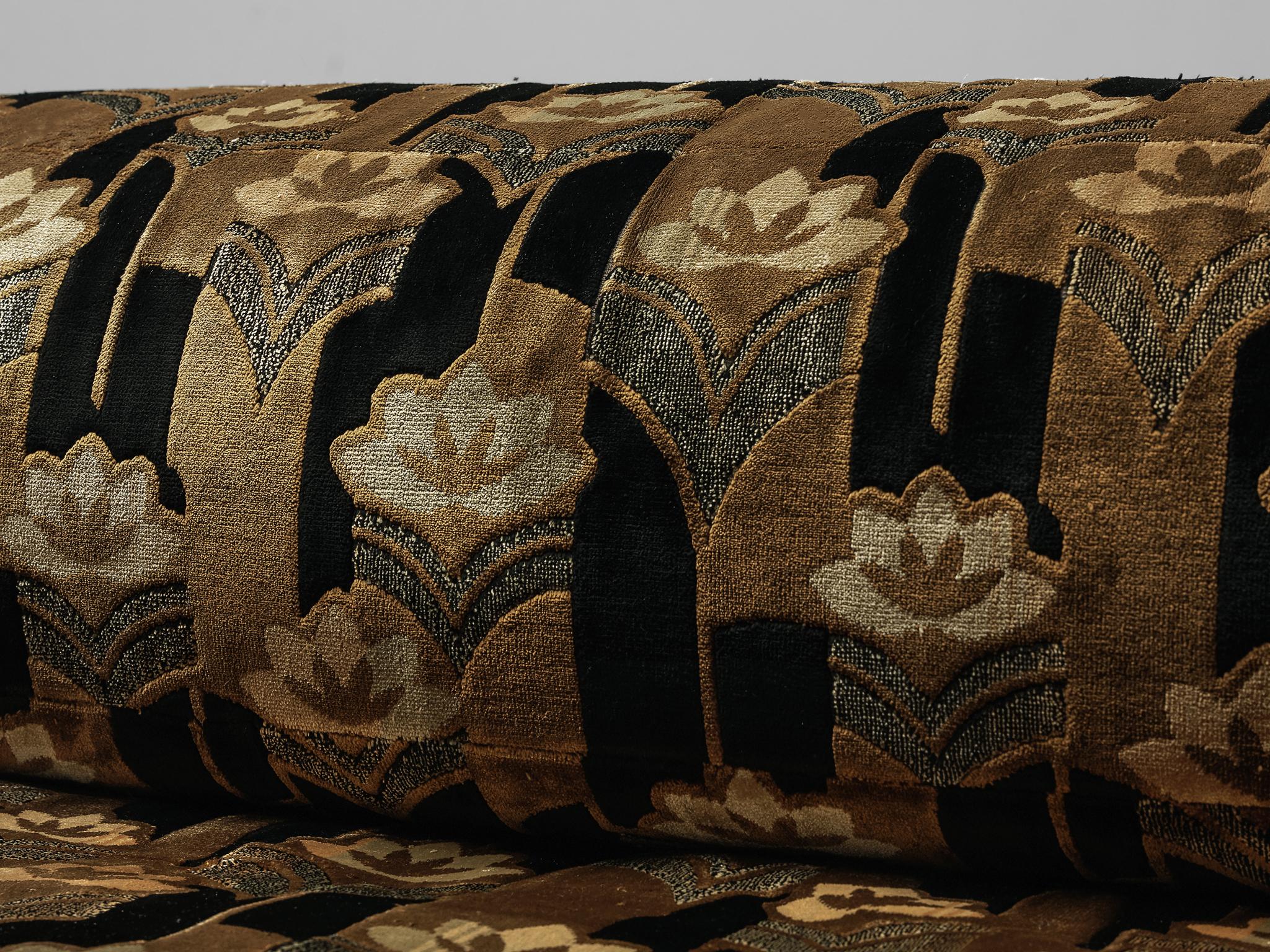 Howard Keith Grand 'Diplomat' Sofas in Floral Upholstery In Good Condition In Waalwijk, NL