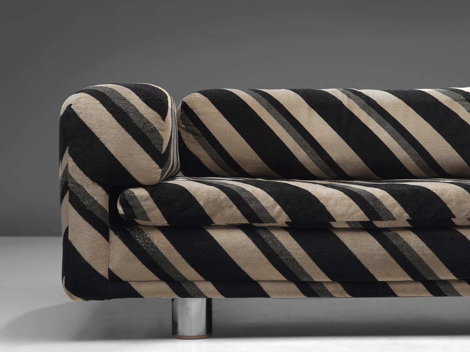 Howard Keith Großes Sofa mit original gestreifter Polsterung (Metall)