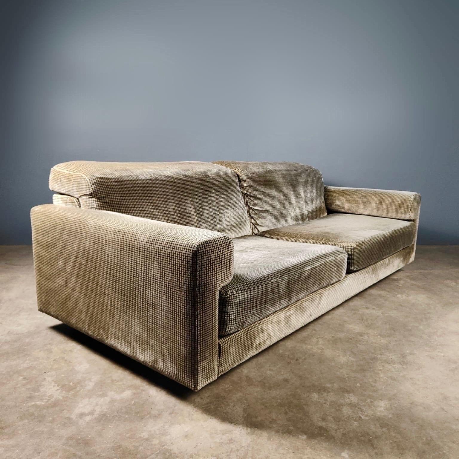 Mid-Century Modern Howard Keith Original Barbican Diplomat Sofa HK London Mid Century Vintage Retro