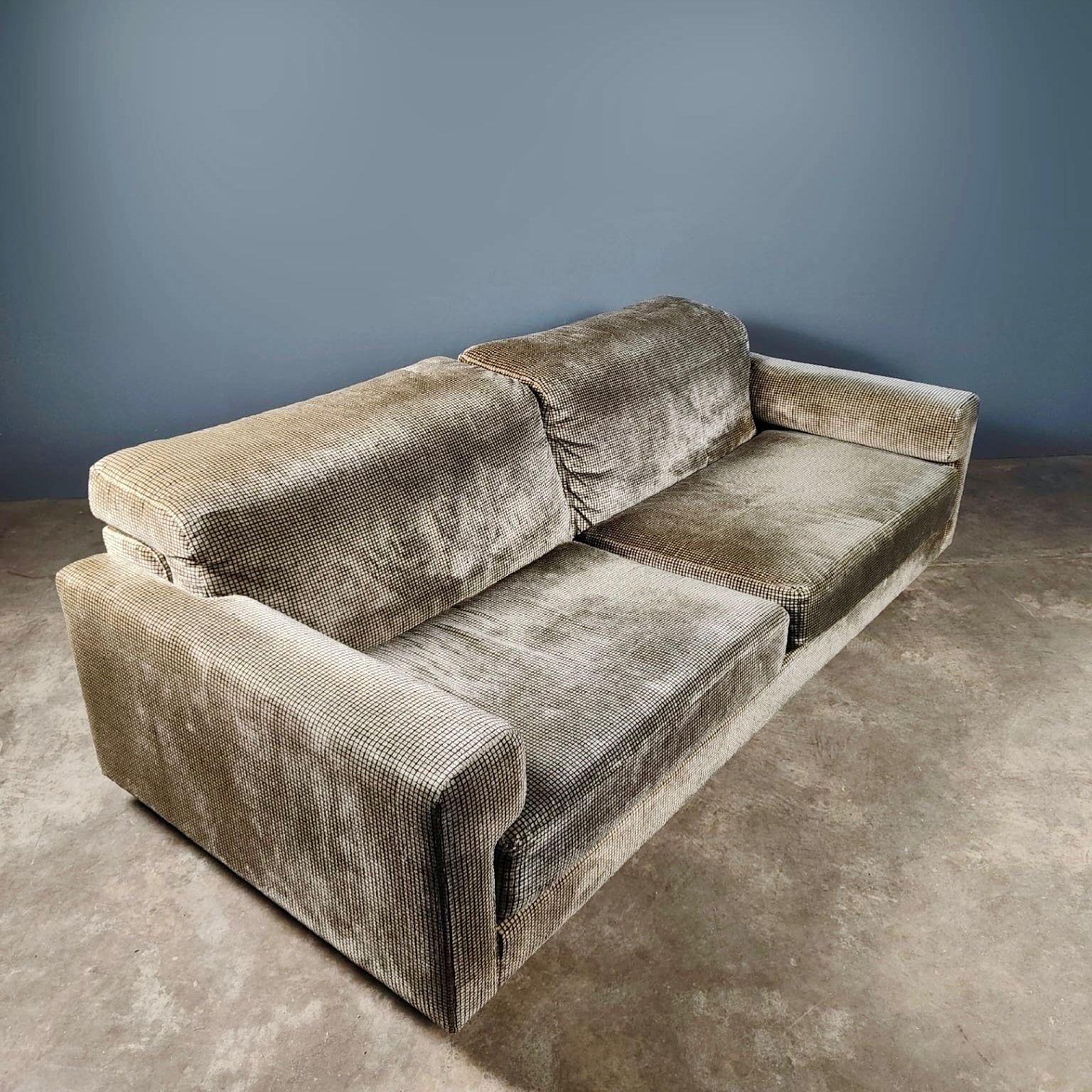 British Howard Keith Original Barbican Diplomat Sofa HK London Mid Century Vintage Retro