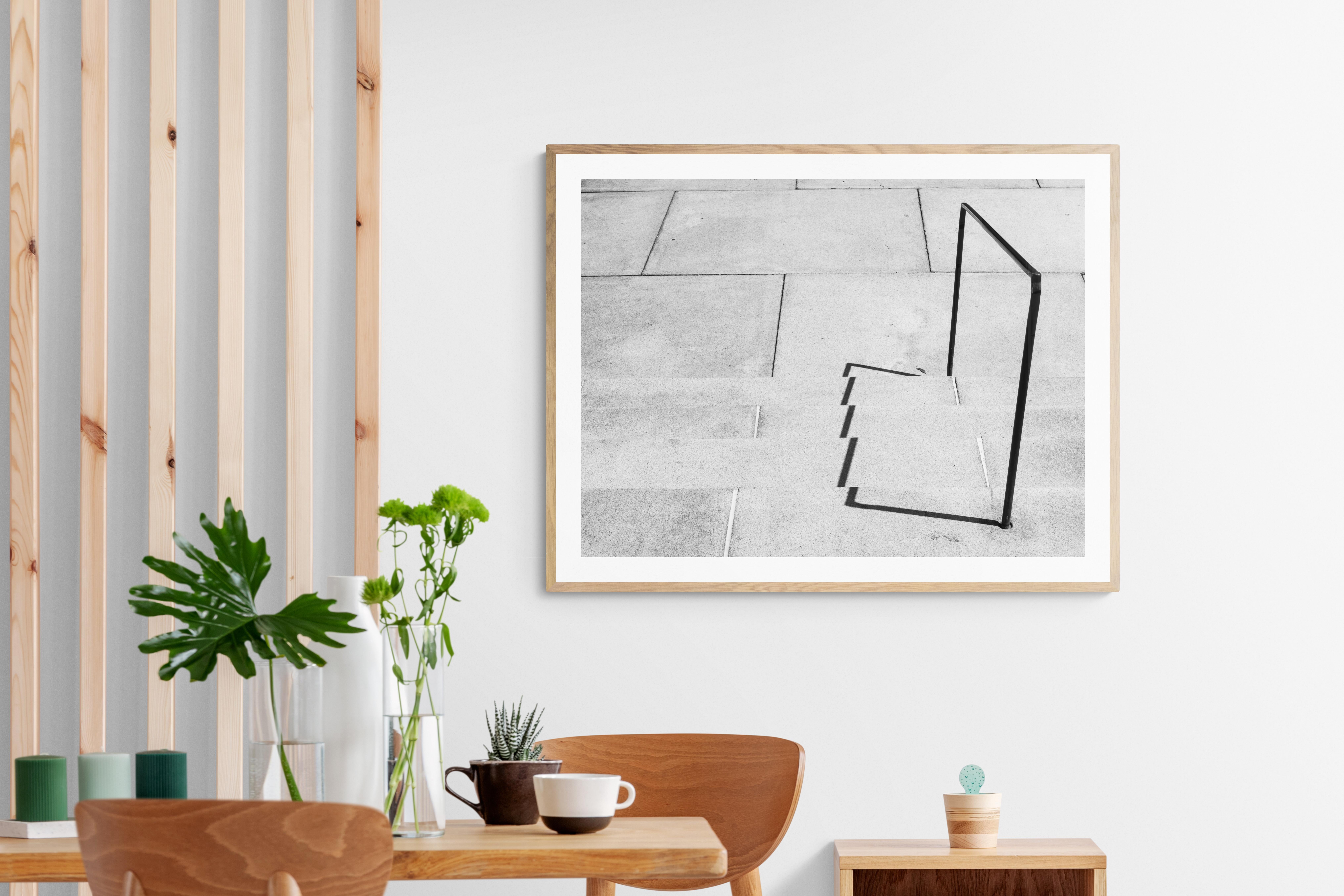 Schwarz-Weiß-Fotografie in limitierter Auflage, geometrisch -  2018 (Zeitgenössisch), Photograph, von Howard Lewis