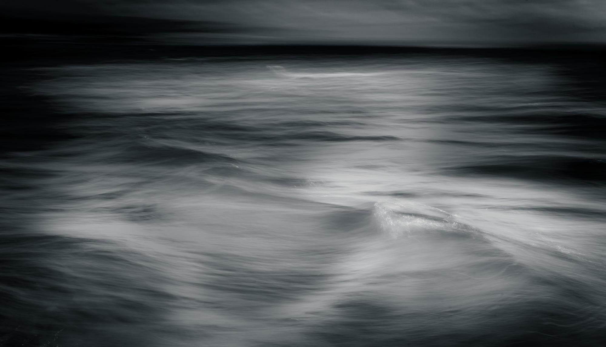 Waves - Photographie éthérée océanique en noir et blanc n° 15