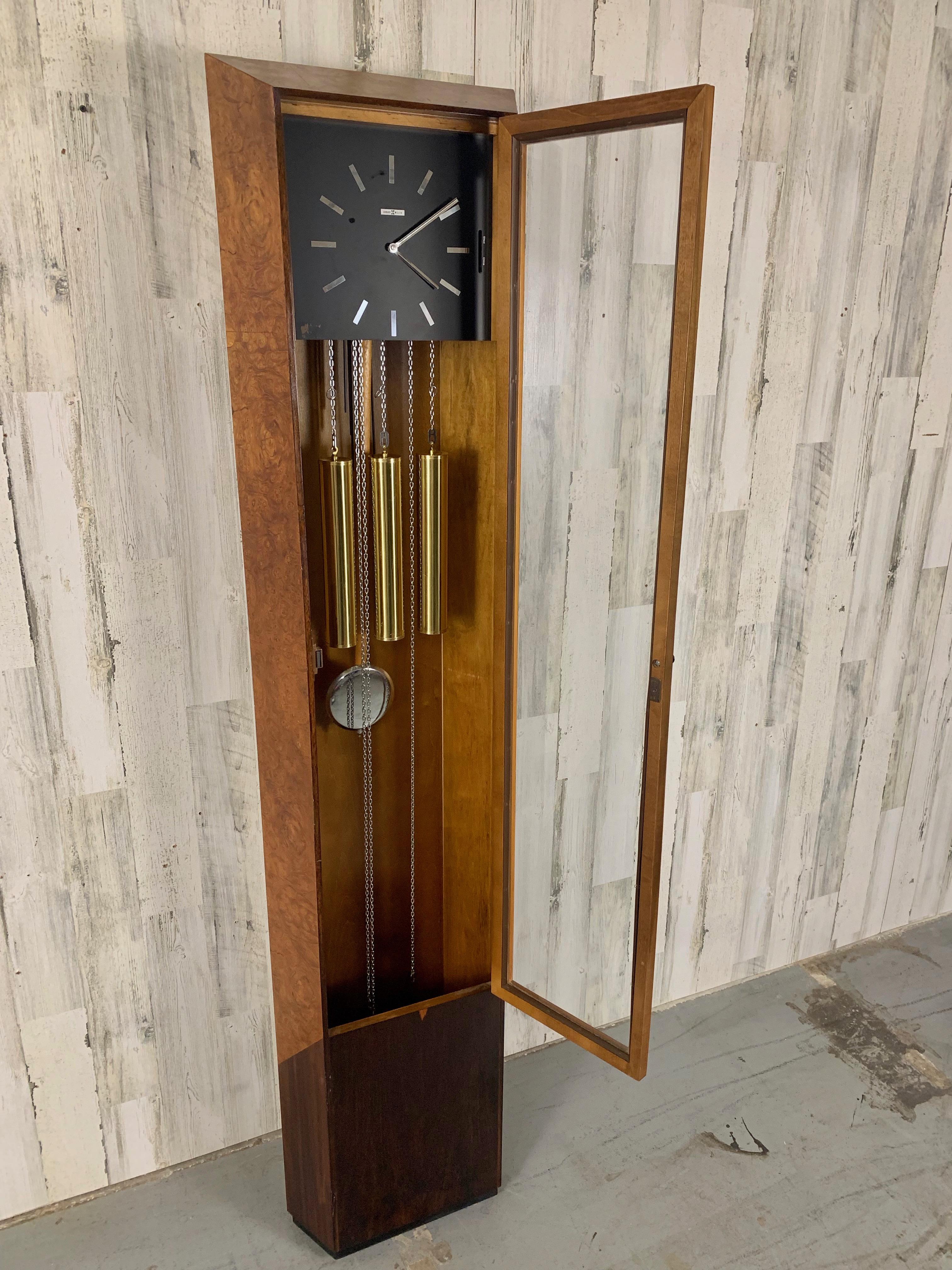 Howard Miller Burl-wood & Rosewood 8 Day Tall Case Clock For Sale 4