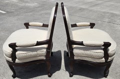 Coppia di poltrone Fauteuil in stile country francese di Howard Miller
