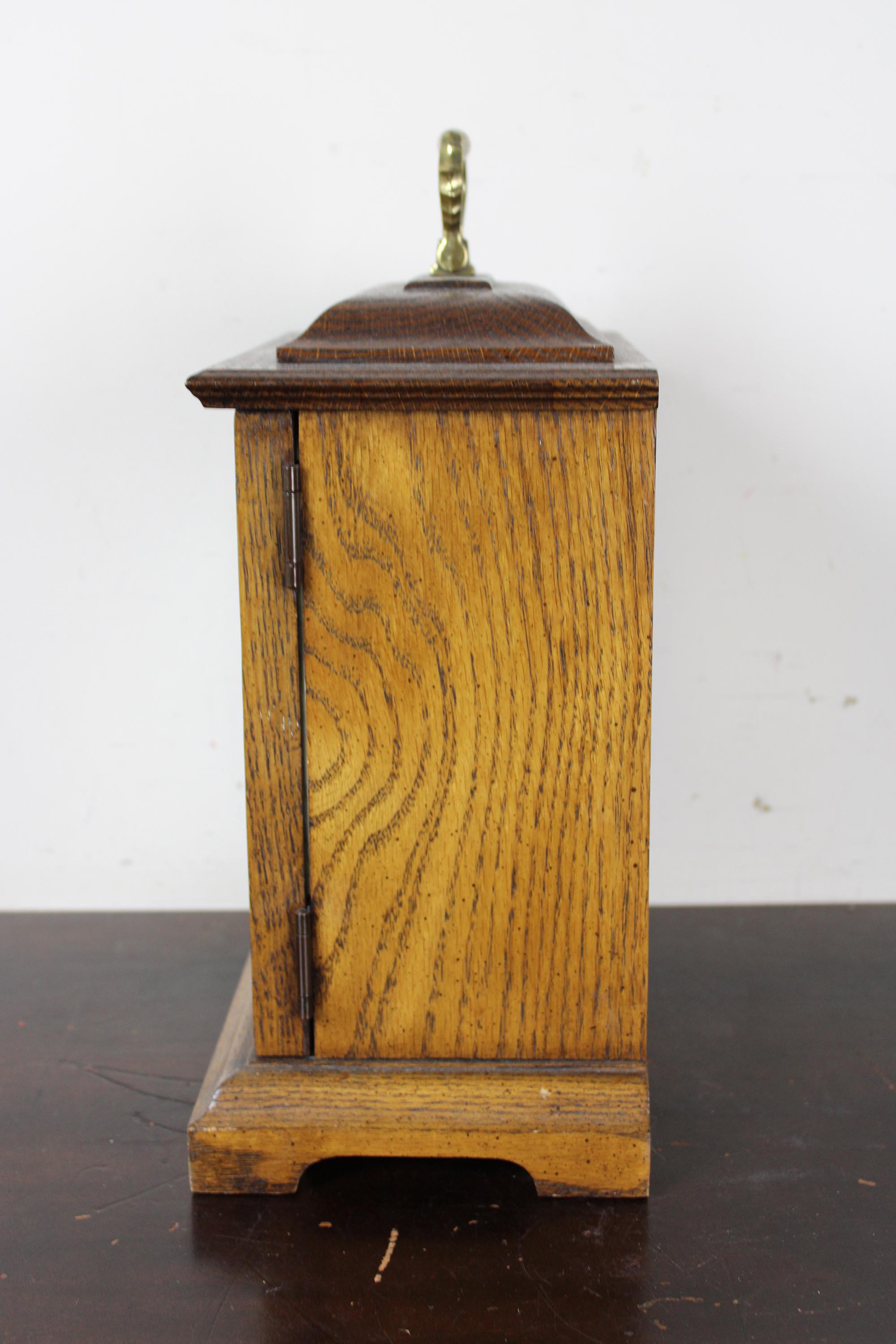 Howard Miller Graham Bracket Key Wound Mantel Clock Oak Case 340-020 3
