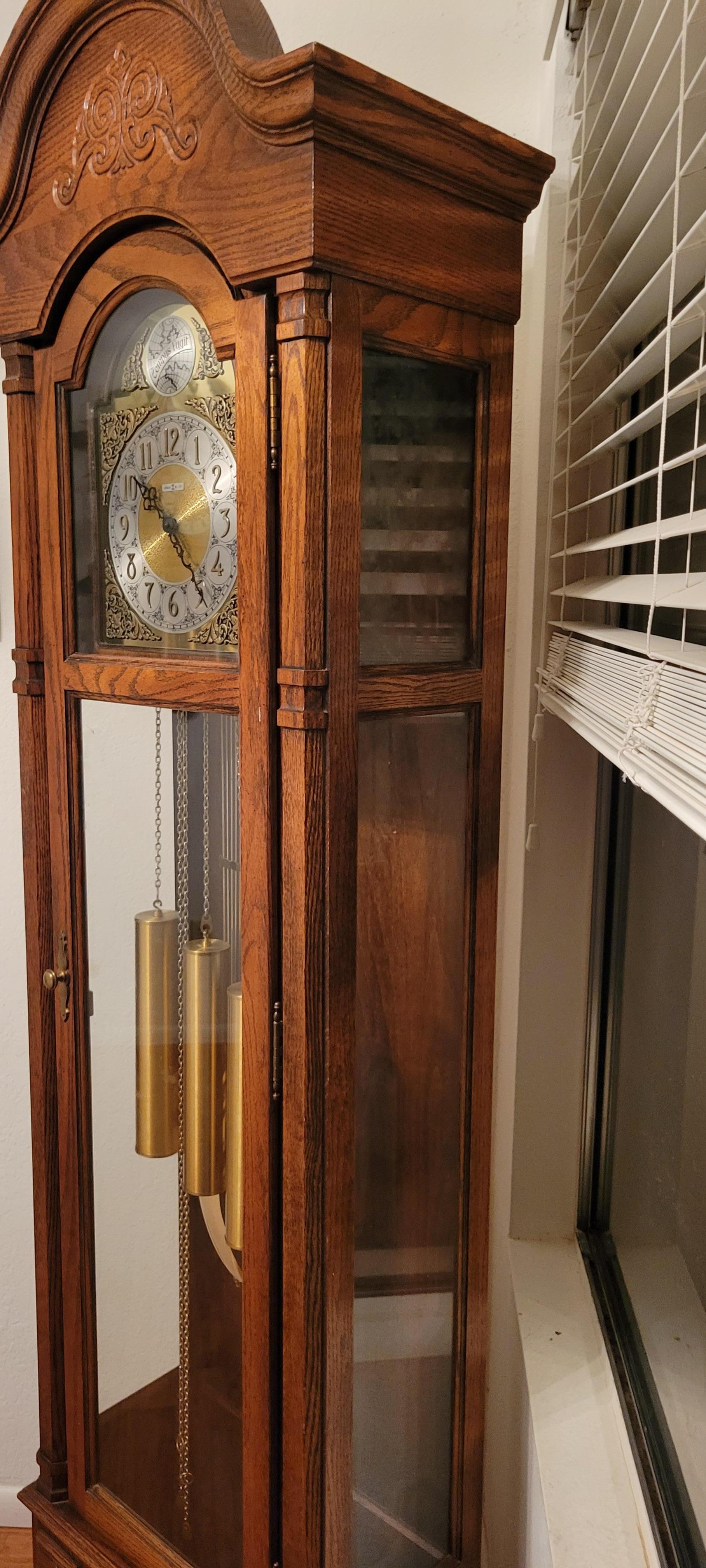 North American Vintage Howard Miller Westminster Chime Floor (Grandfather) Clock