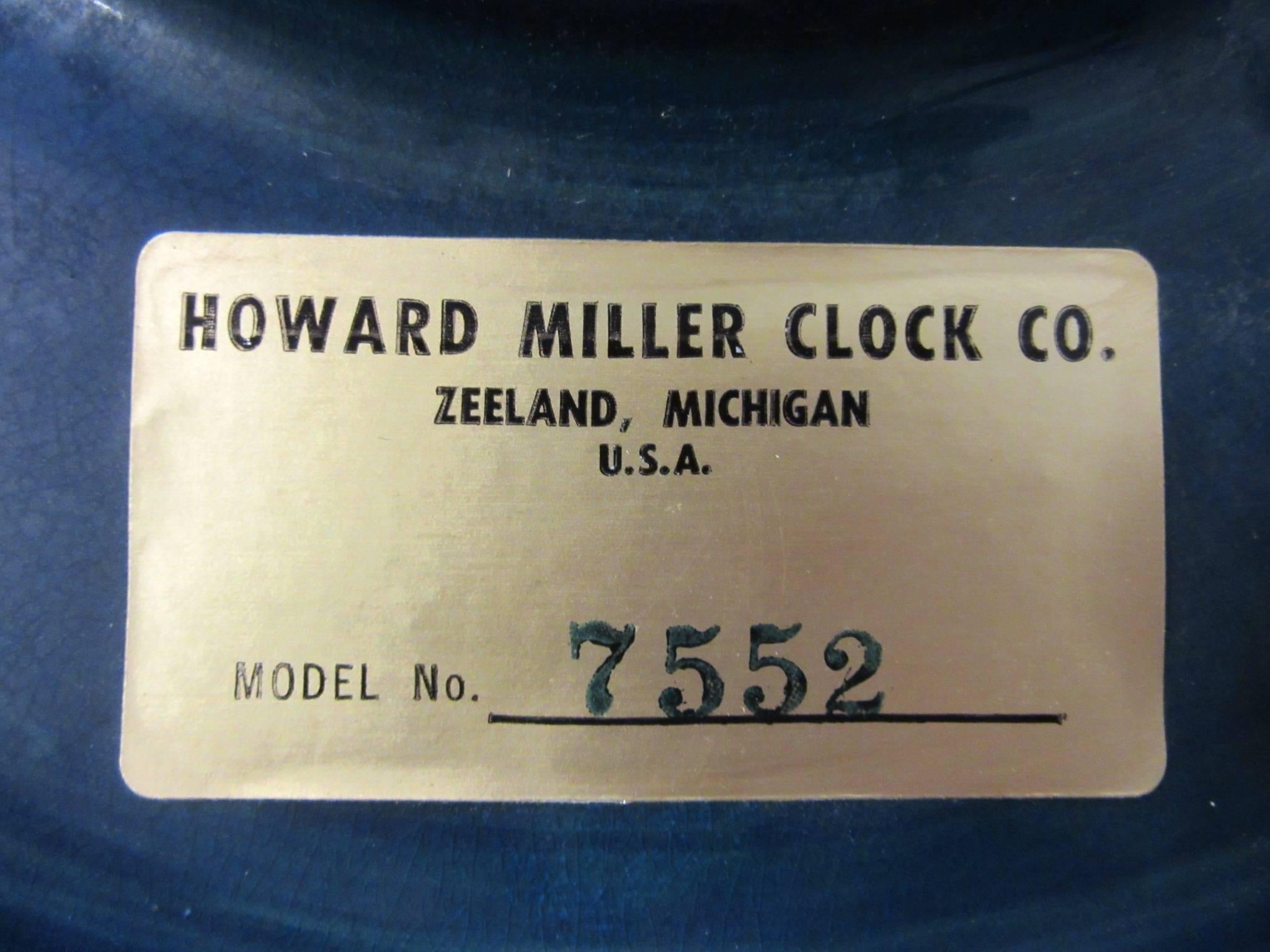Howard Miller Meridian Ceramic Clock by Bitossi Londi, Rimin In Excellent Condition In Cincinnati, OH