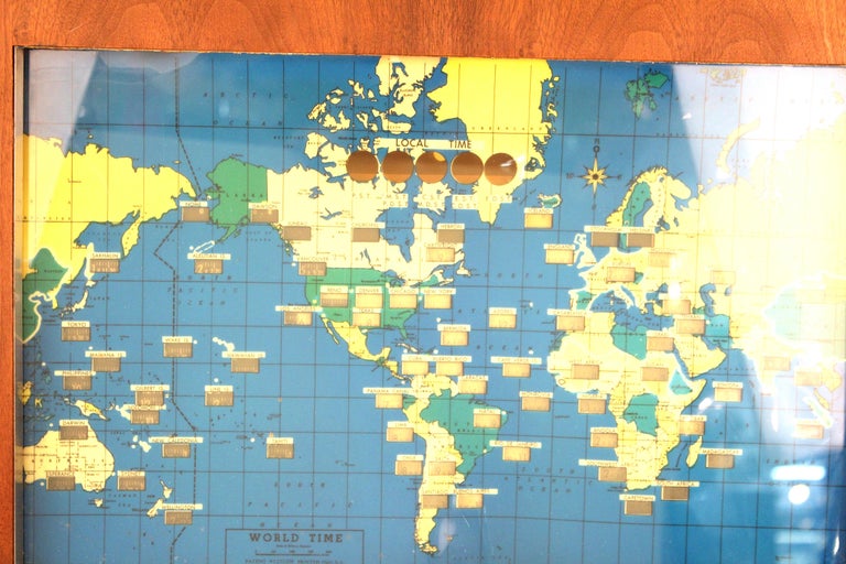 Howard Miller MidCentury Modern Illuminated Time Table World Clock For