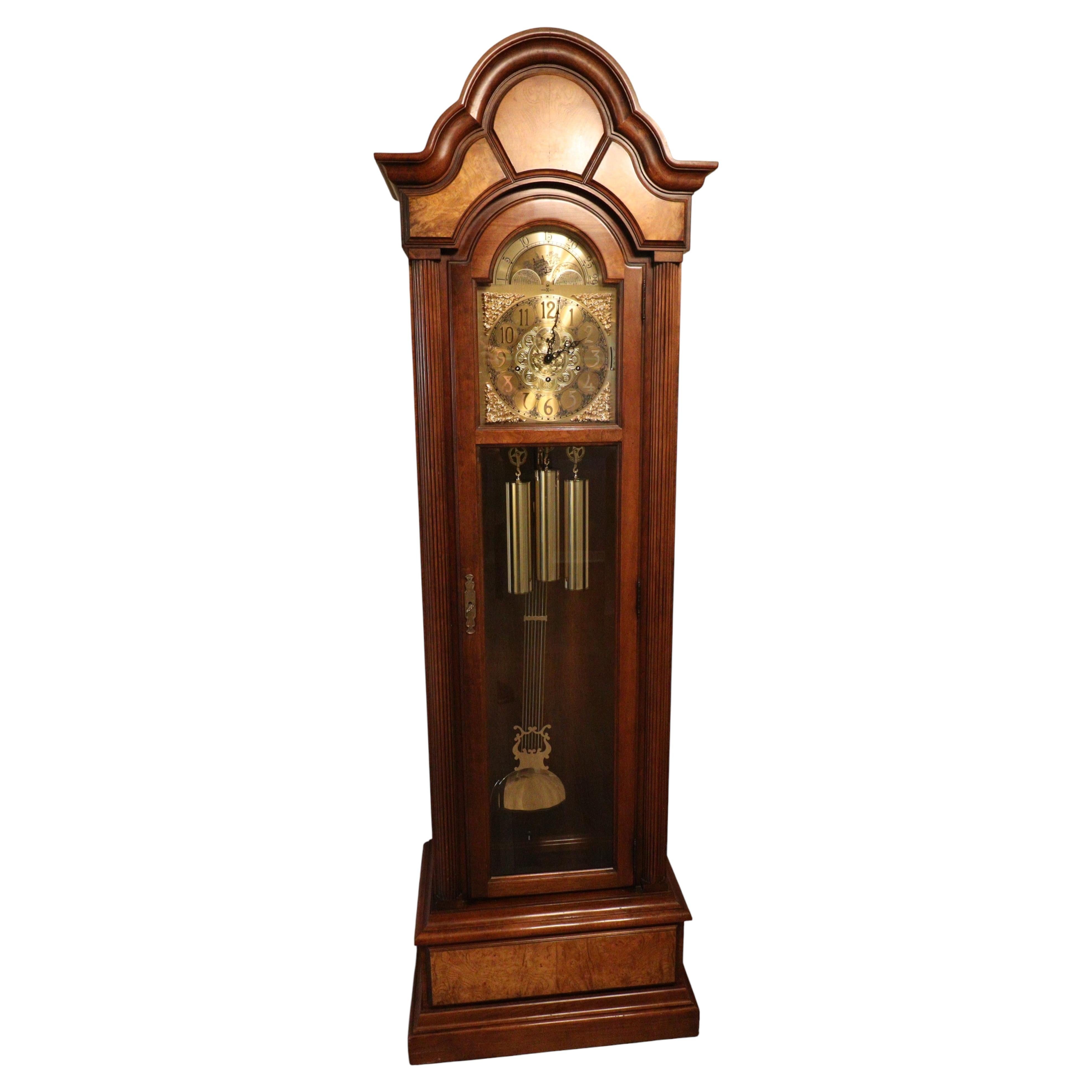 What makes a clock chime?