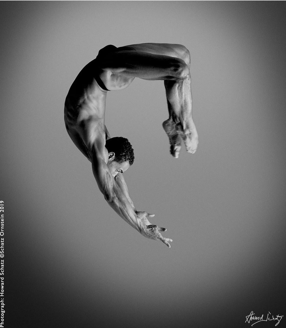 Howard Schatz Figurative Photograph - Dance Study 1207 (Alvin Ailey Dance Theatre, Richard Witter)