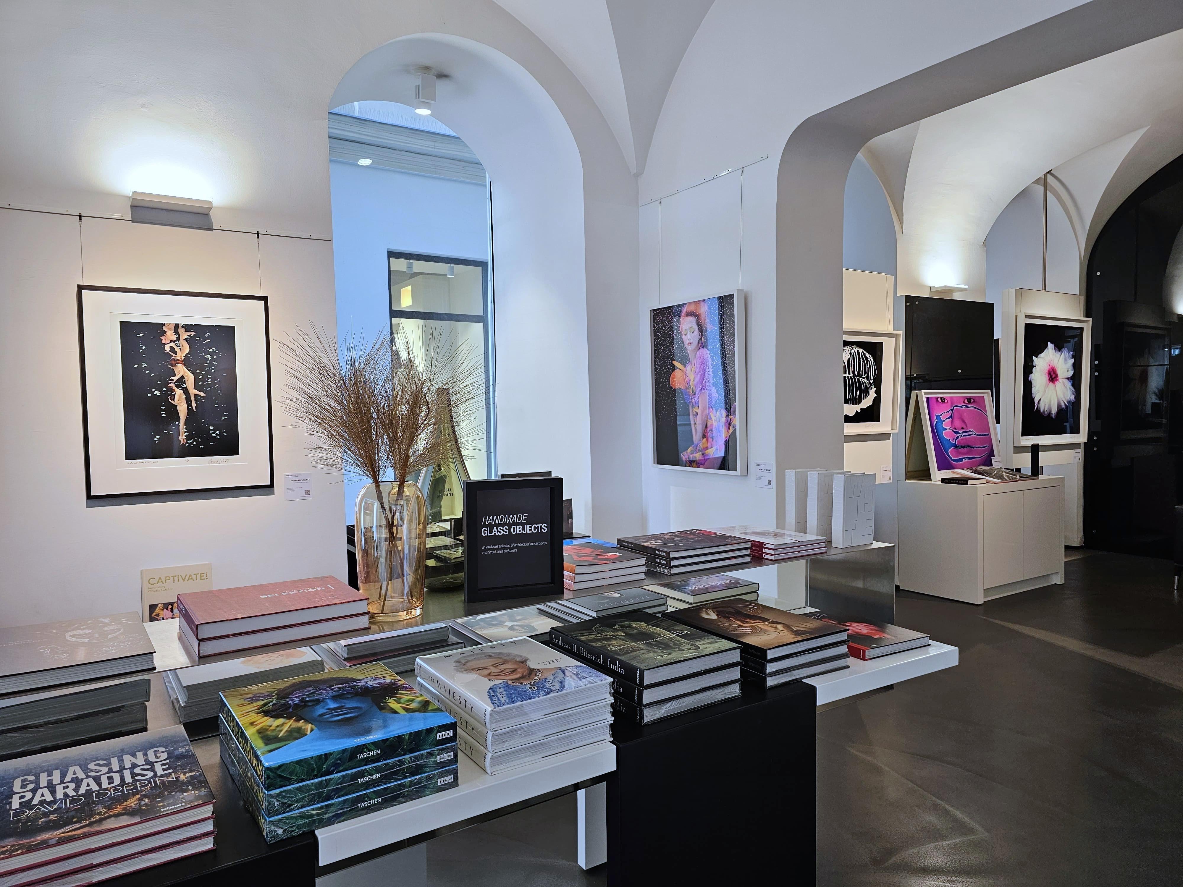 Unterwasserstudie #2615 - Unterwasserporträt in Rosa, Kunstfotografie, 2005 im Angebot 10