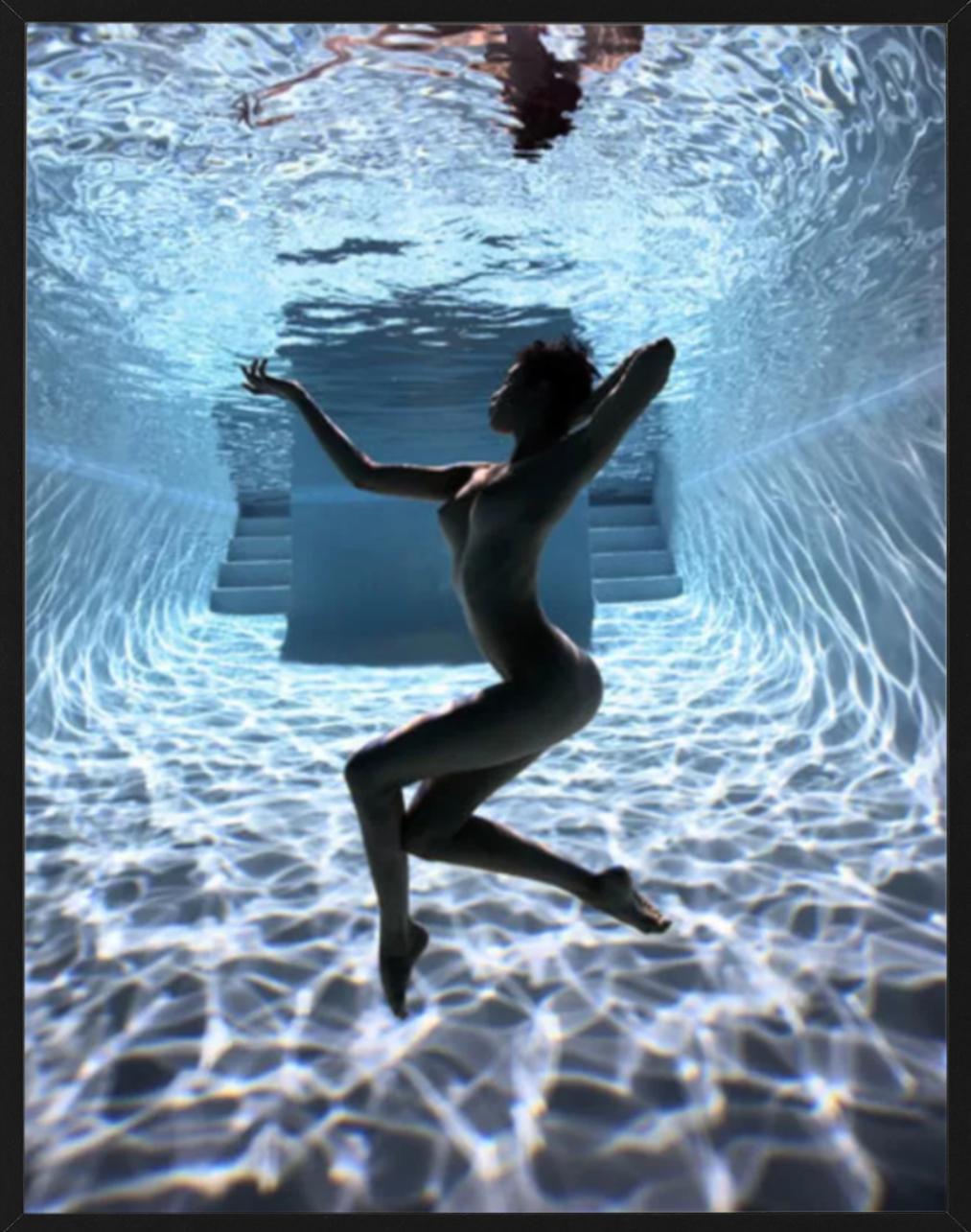 Underwater Study #2826 - Nude Model Posing Underwater in a Pool  For Sale 3