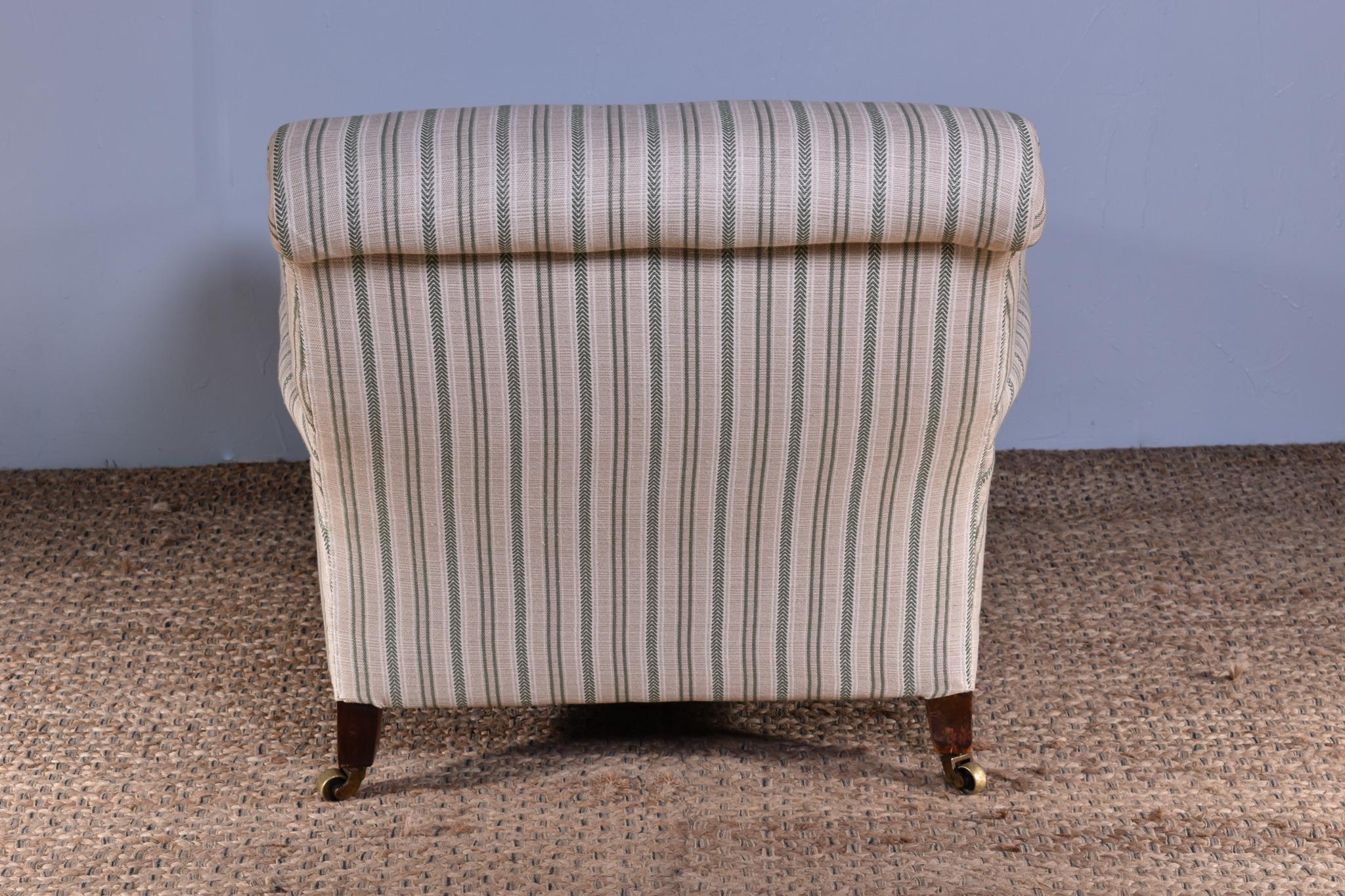 Howard & Sons Club Armchair In Good Condition For Sale In Darlington, GB