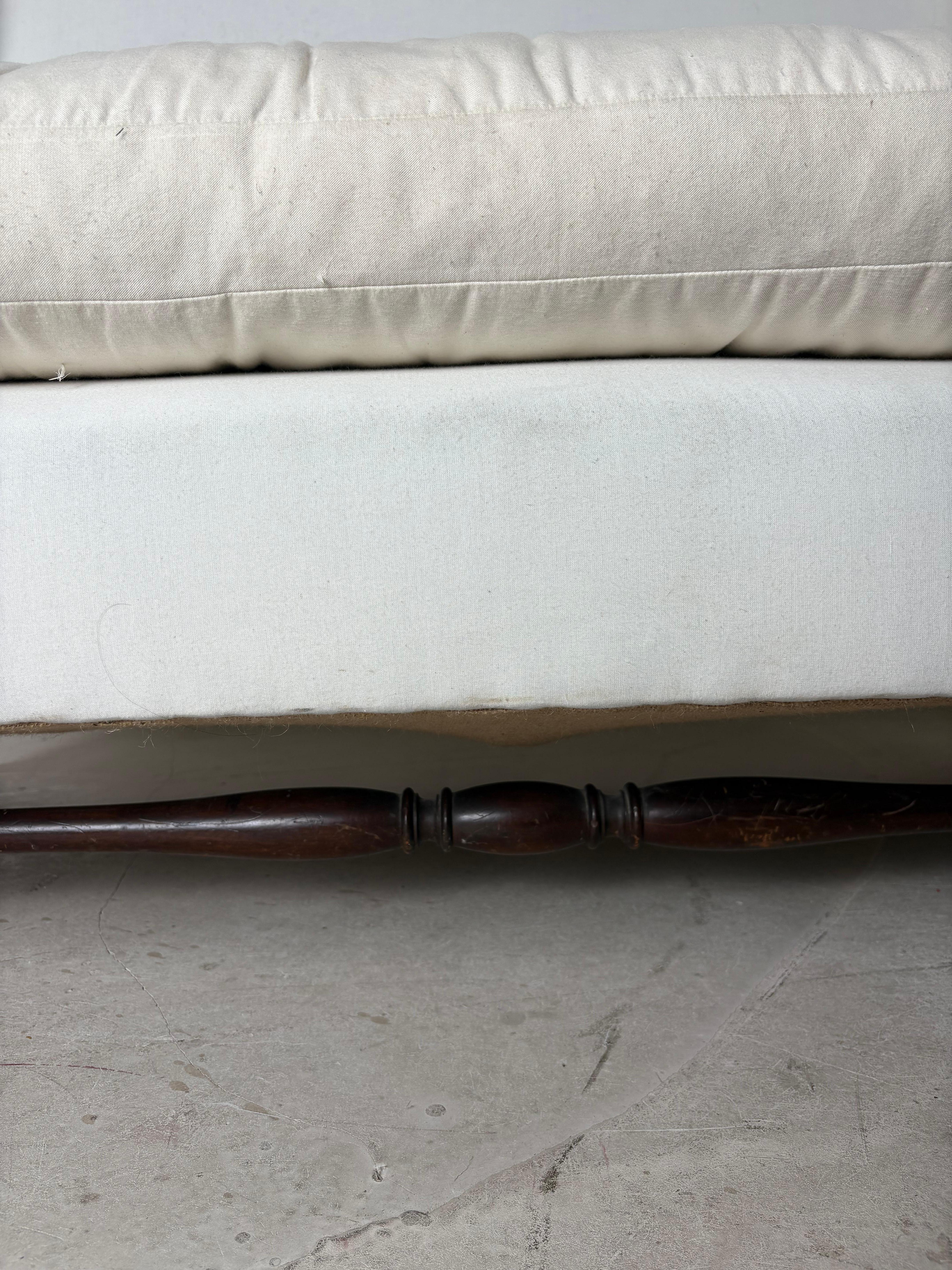 Howard & Sons Doppelflügelsofa Sessel (Kaliko) im Angebot