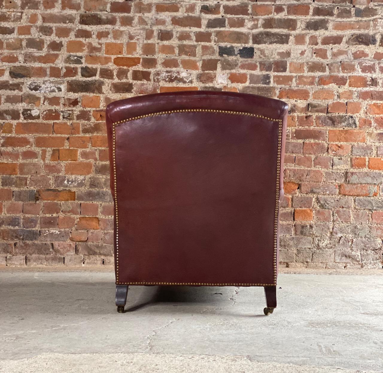maker and son armchair