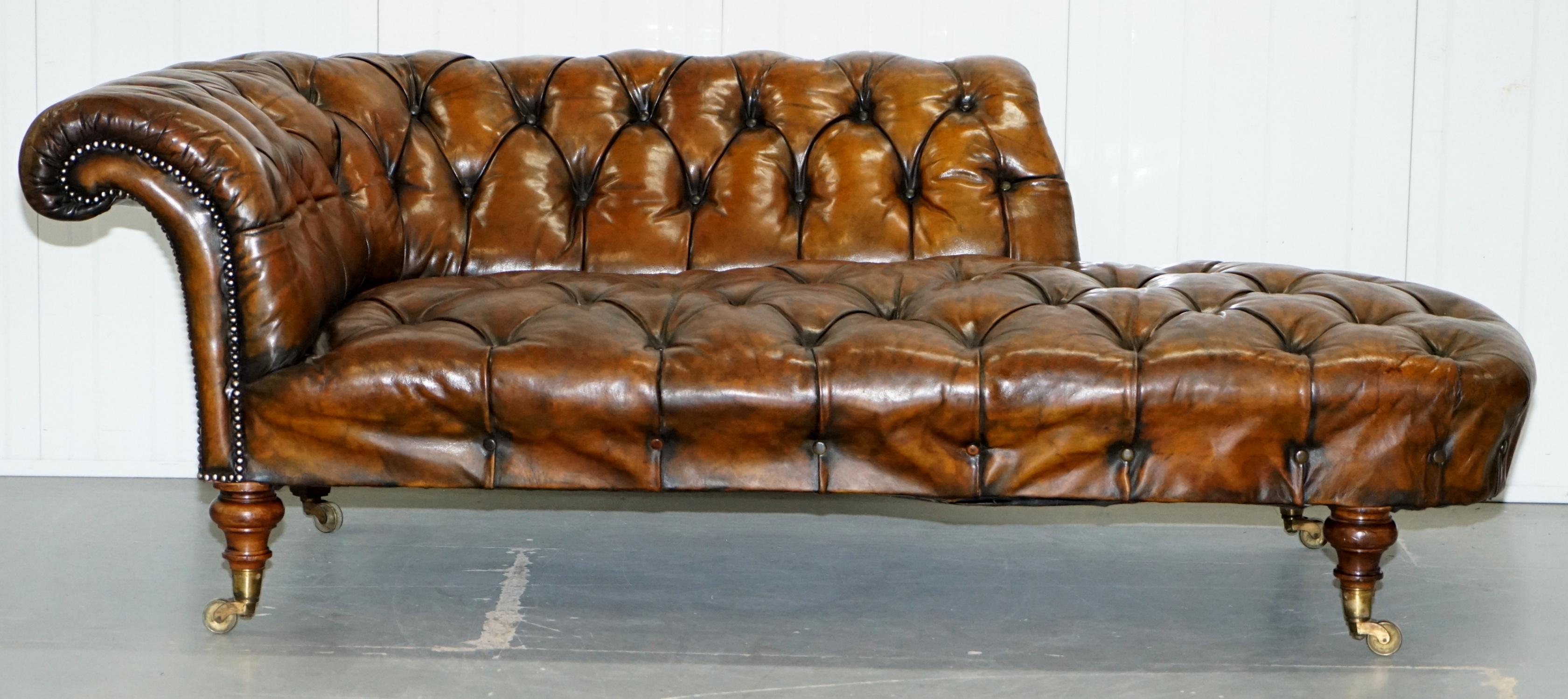 We are delighted to offer for sale this very rare totally original Victorian Howard & Son’s Chesterfield Chesterbed chaise lounge

An amazing find, the chaise has been fully restored to include a light staining to the walnut legs, the leather has