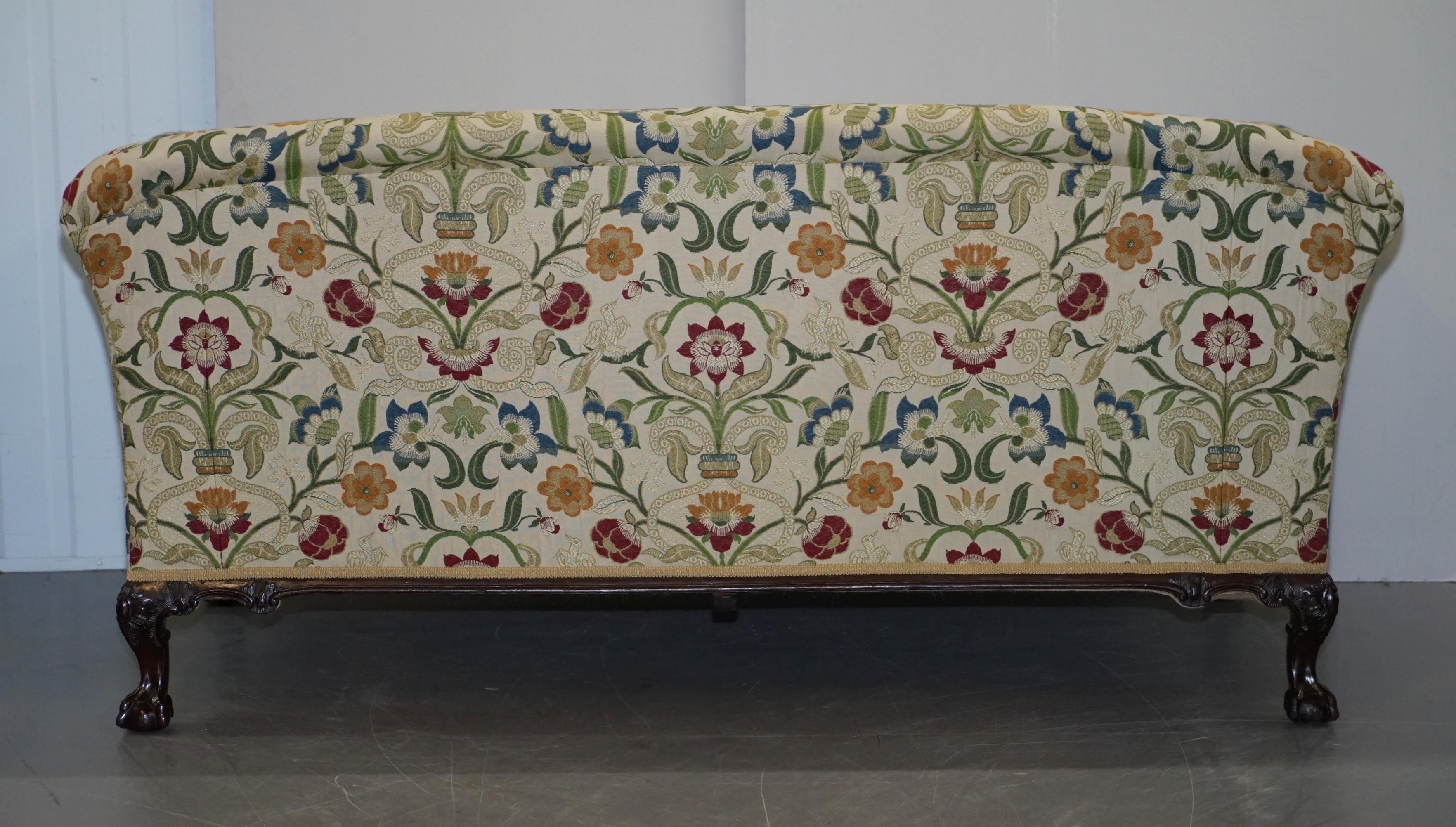 Howard & Sons Victorian Walnut Claw & Ball Framed Sofa William Morris Upholstery 5