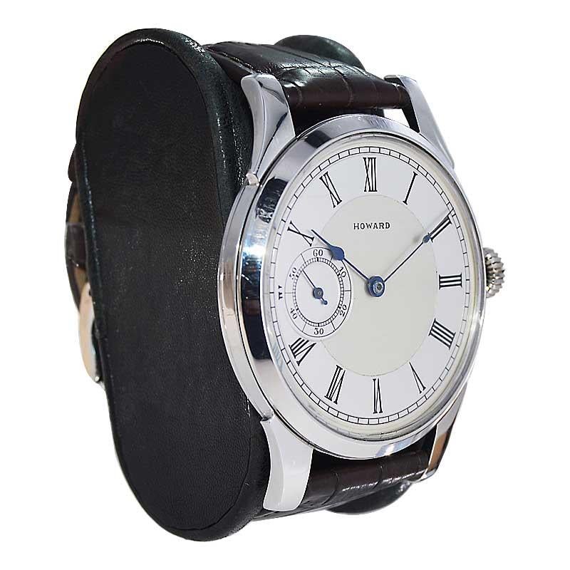 FACTORY / HOUSE: Howard Watch Company
STYLE / REFERENCE: Art Deco
METAL / MATERIAL: Stainless Steel
CIRCA / YEAR:1920's
DIMENSIONS / SIZE: Length 55mm X Diameter 45mm
MOVEMENT / CALIBER: Manual Winding / 21 Jewels 
DIAL / HANDS: Silvered with Roman