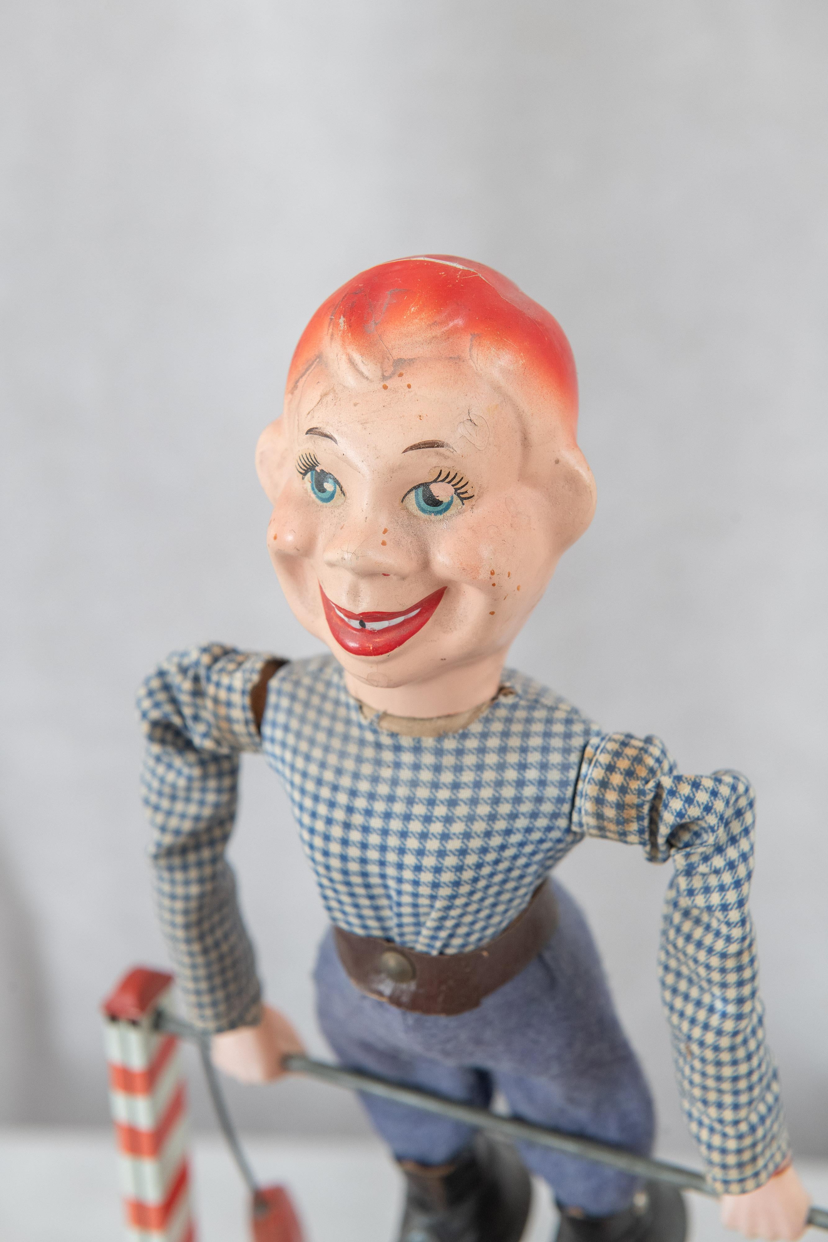 Altro Giocattolo acrobatico Howdy Doody, 1950 circa, celluloide e metallo, firmato dal produttore in vendita